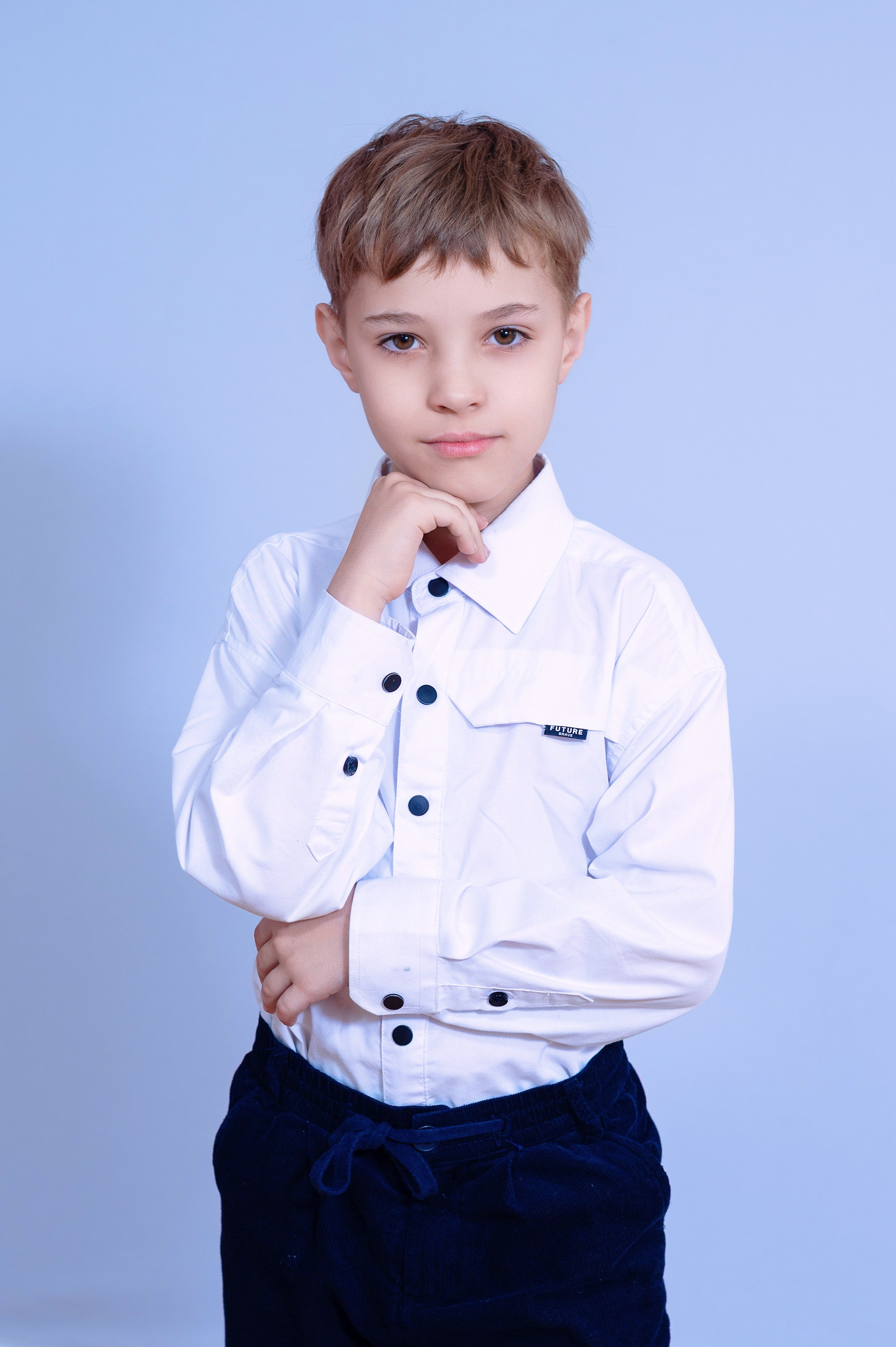 Портрет и общая фотография класса. Выпускной школьный альбом в Москве / Школьный фотограф Юлия Михайленко