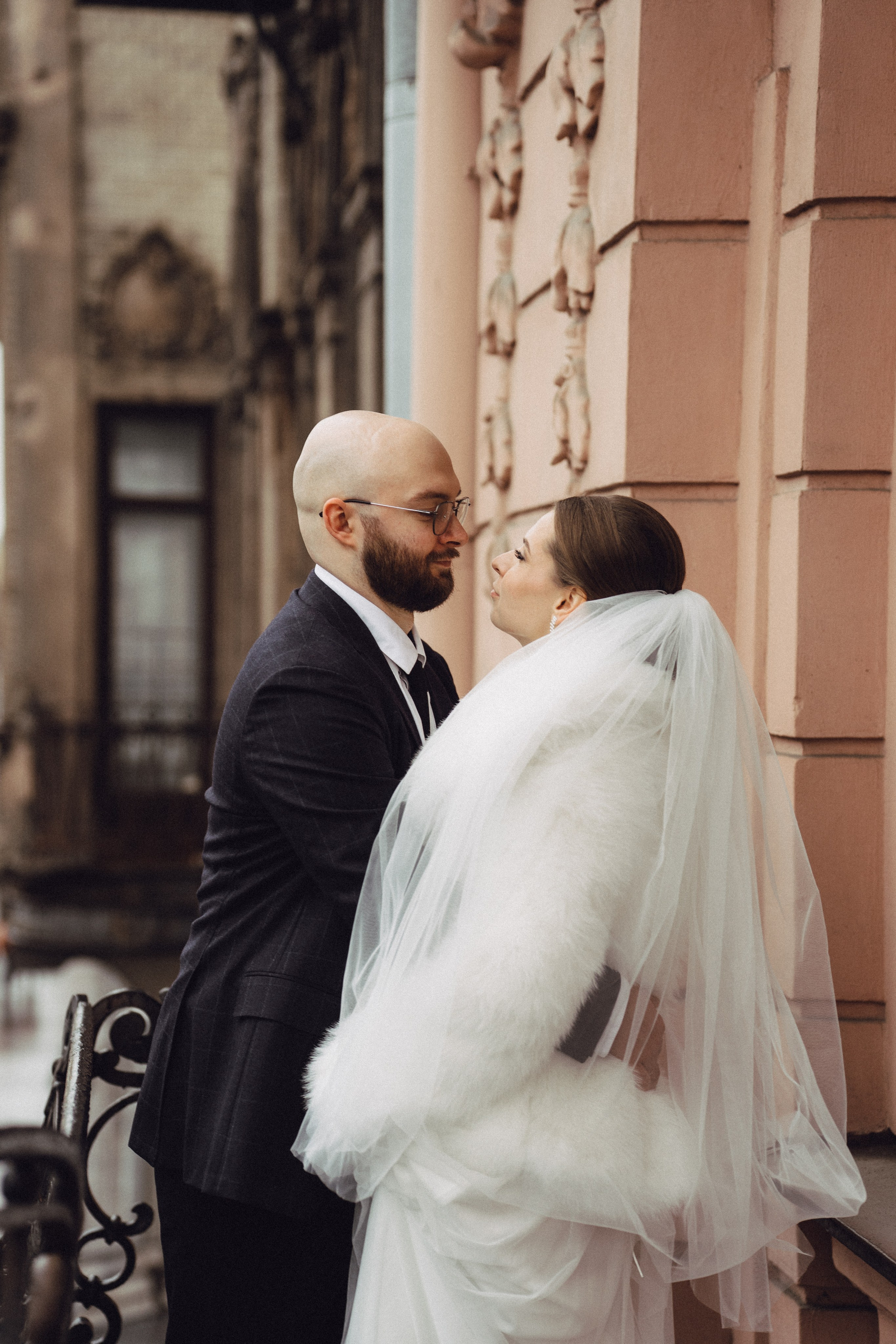 СВАДЕБНАЯ СЬЕМКА ВО ВТОРОМ ДВОРЦЕ (ДЕКАБРЬ) ТАКЖЕ СЬЕМКА В СТУДИИ НА ЧЕРНЫШЕВСКОЙ. Профессиональный фотограф, Санкт-Петербург — Виктория Богомолова