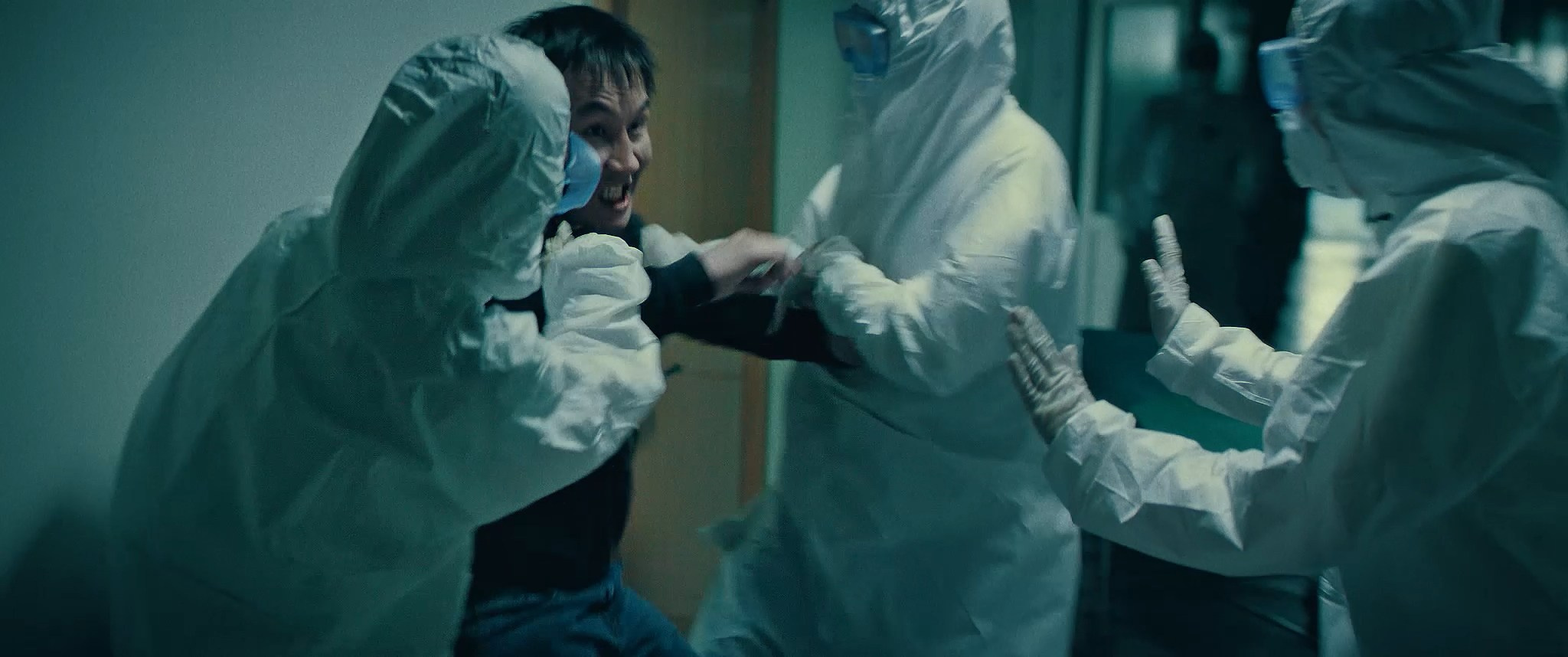 Цветокоррекция ролика «Коронавирус». Цветокоррекция и мастеринг видео в Санкт-Петербурге — Антон Евтягин