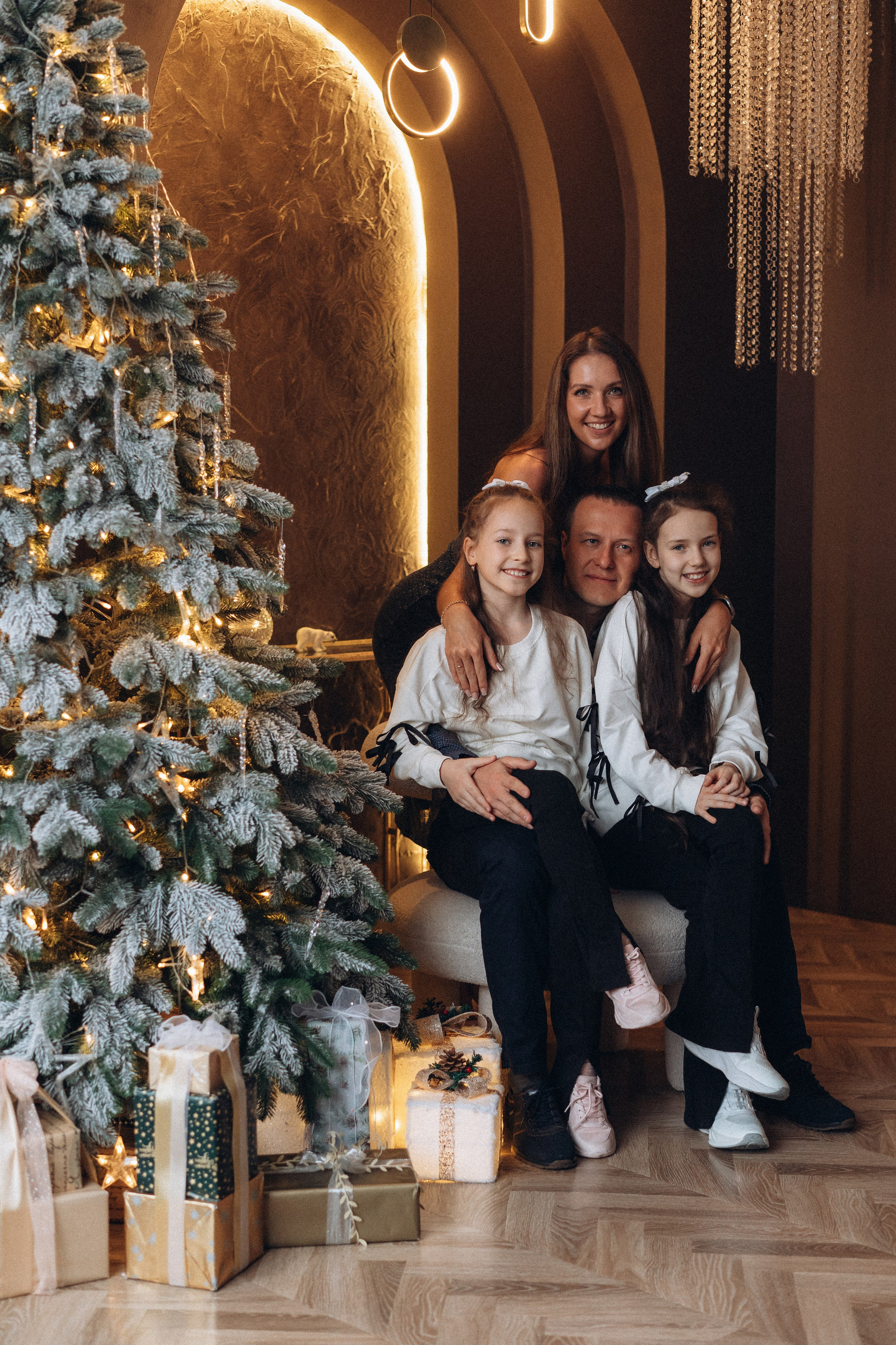 Семейная съемка в студии. Фотограф Екатеринбург Кокшарова Александра