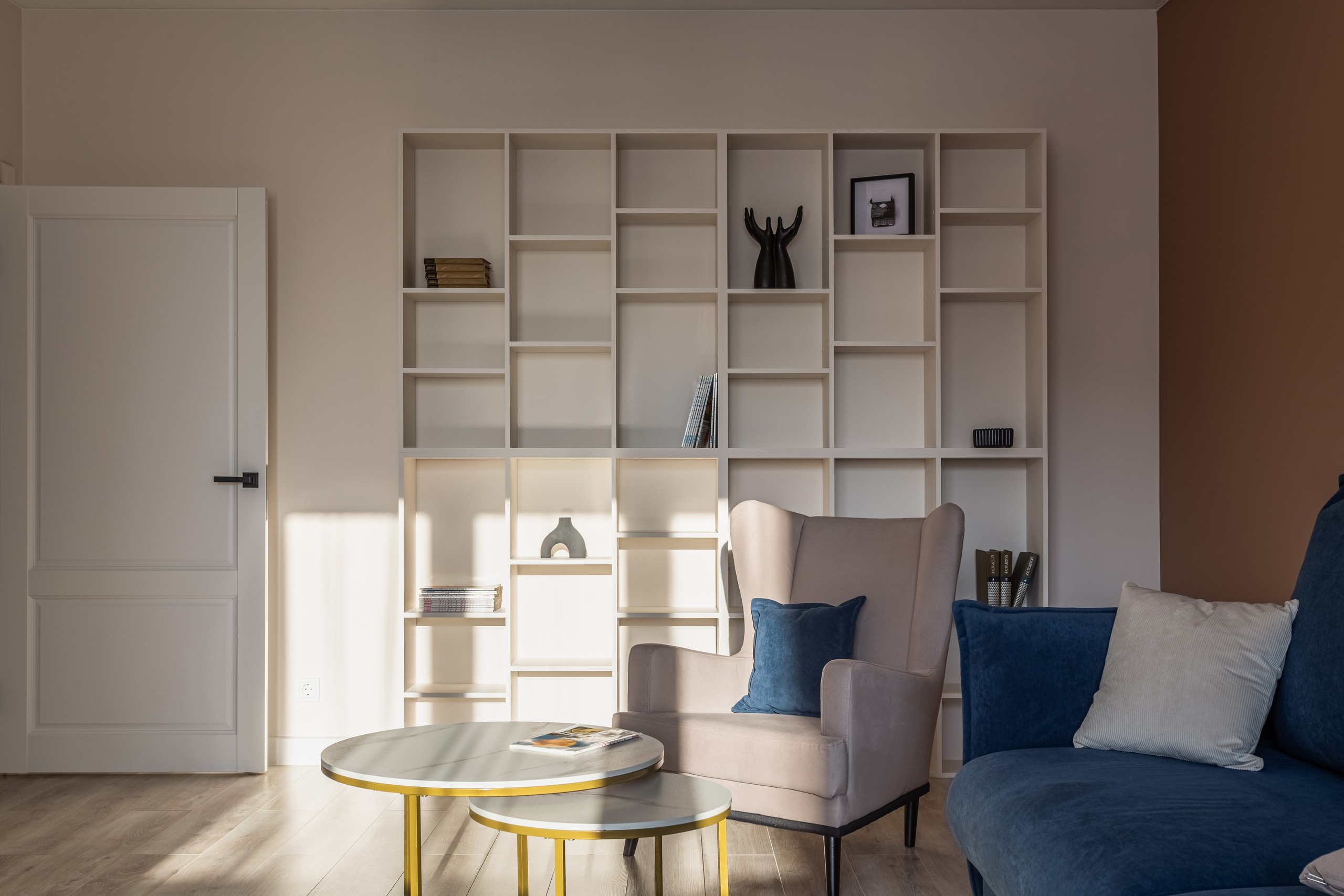 Фотосъемка для посуточной аренды по адресу ул. Авиаторов, д. 3. Интерьерный фотограф и ретушер в Красноярске Денис Антропов