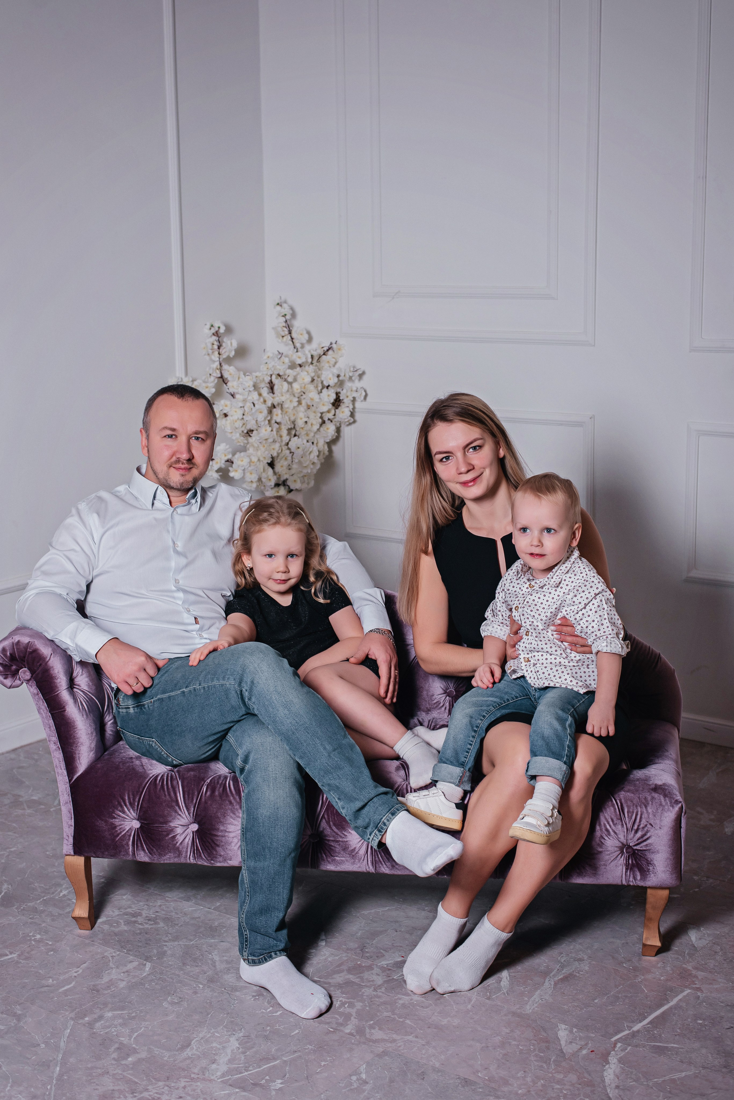 Виктория в студии. Детский и семейный фотограф выпускной альбом Приморско-Ахтарск