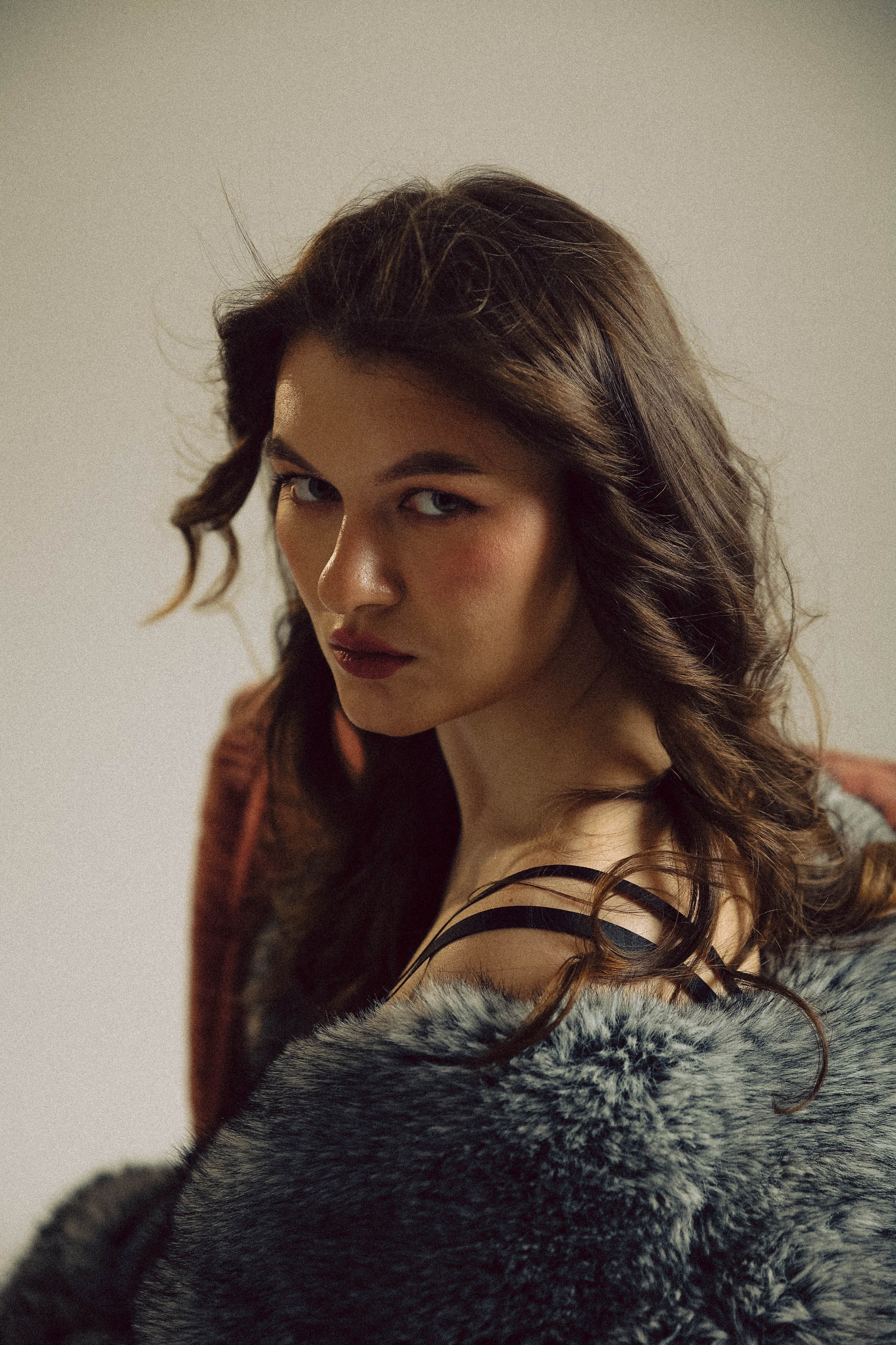 Юля. Мансарда. Photographer in Moscow & everywhere in the World Alena Vyalova