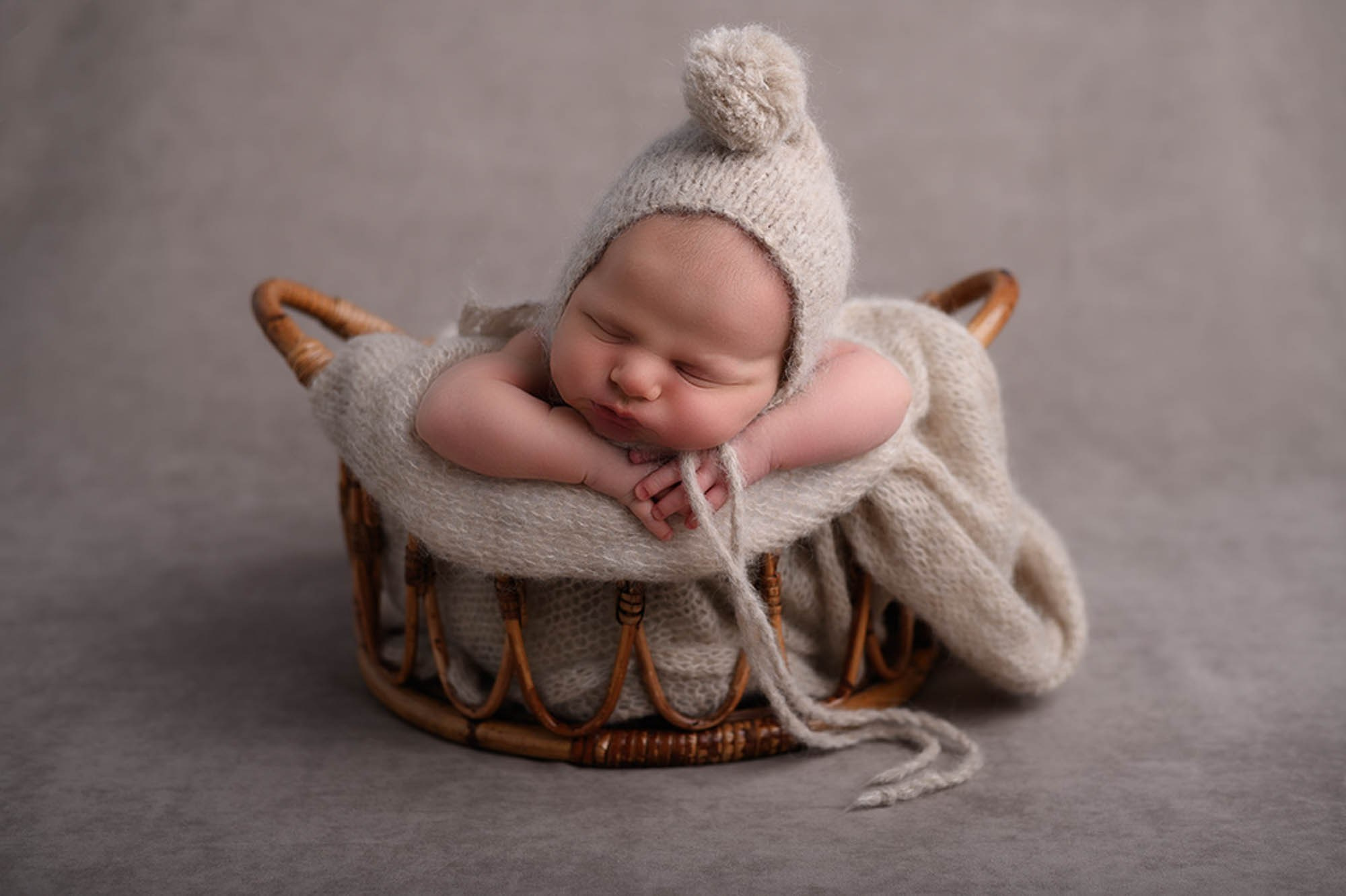 Фотосессия новорожденных- Уссурийск- Пакет премиум + 1 доп кадра-Роман. Фотограф новорожденных (ньюборн) в г. Уссурийске Приморский край Ирина Губанова