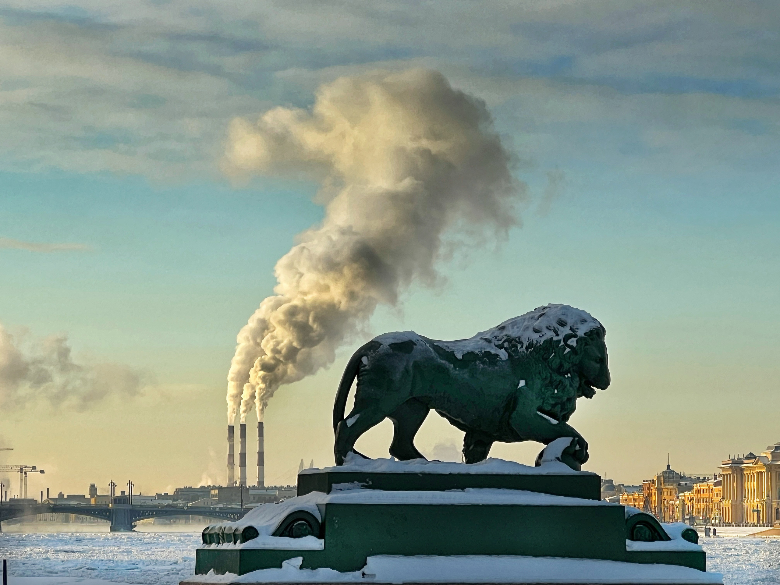 Снято на телефон. Фотография, ретушь, сканирование, восстановление старых фото, интерьерная съёмка, студия. Данилов Александр, Москва