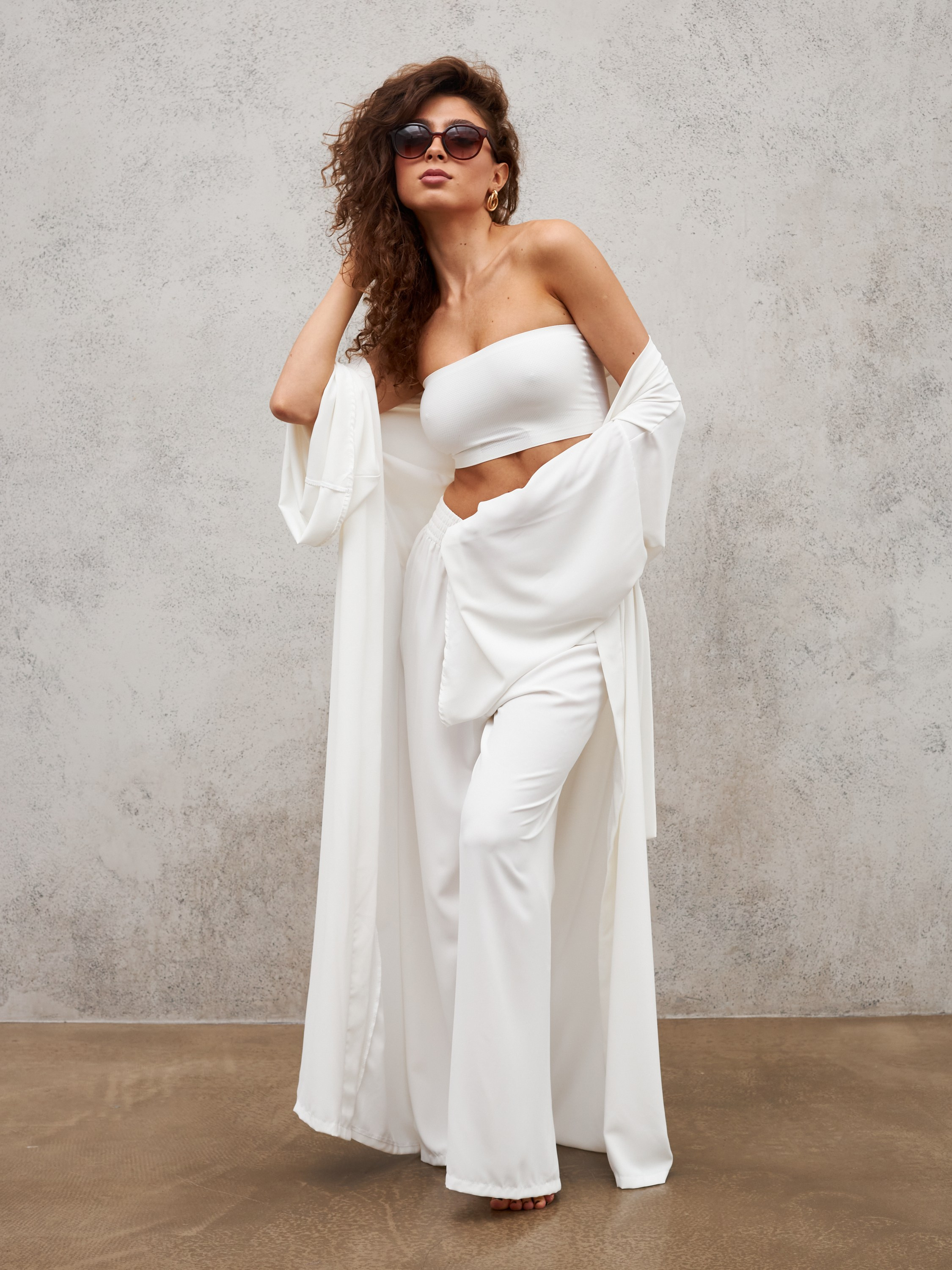 Фотосъемка кимоно Екатеринбург Wildberries ВБ Ozon Озон фотосессия одежды Екб заказать цена фотосъемка товара WB халаты карточки товара. Фотограф Екатеринбург Анастасия Жерновская | Маркетплейсы и нейрофото