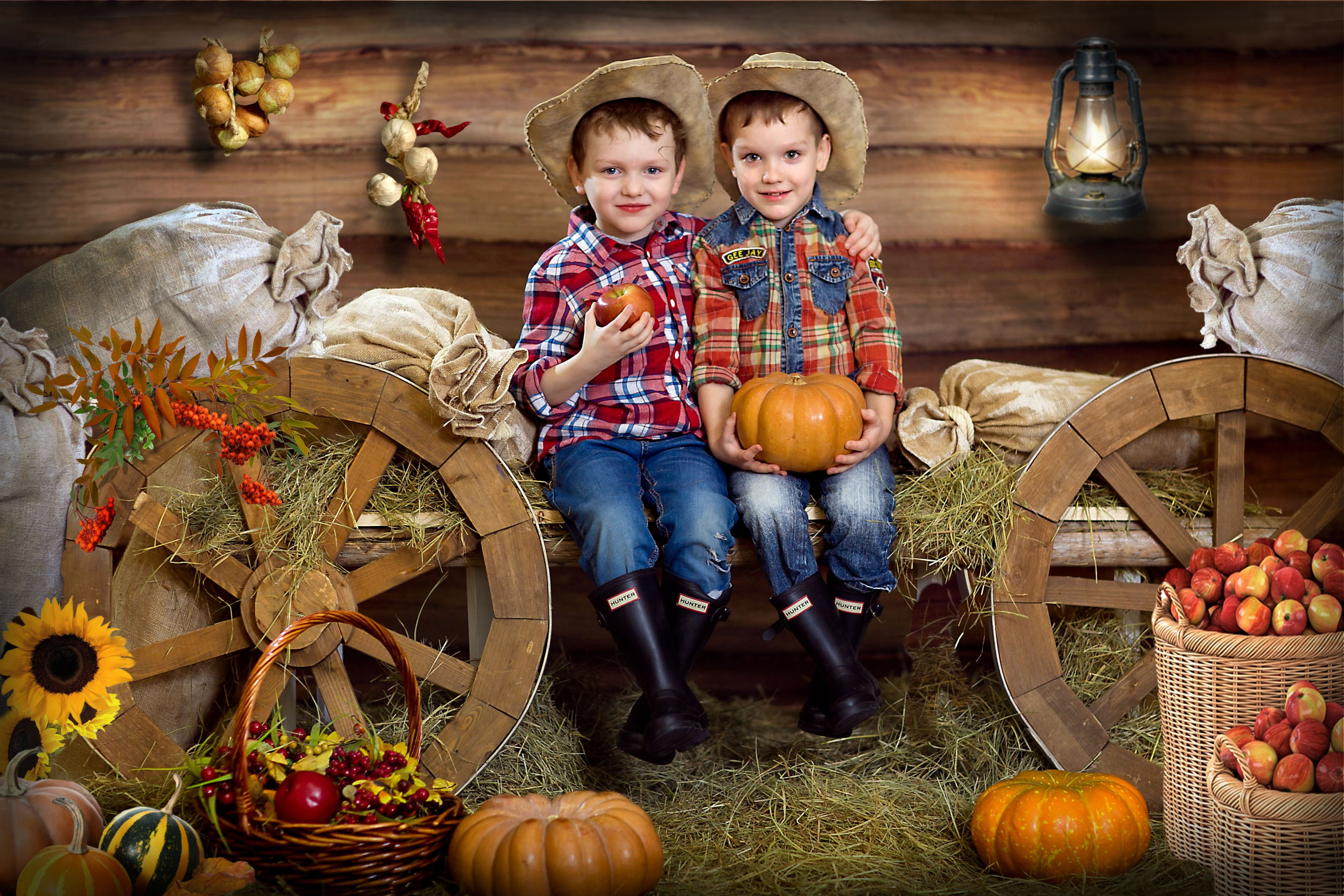 В амбаре. Art photographer Nino