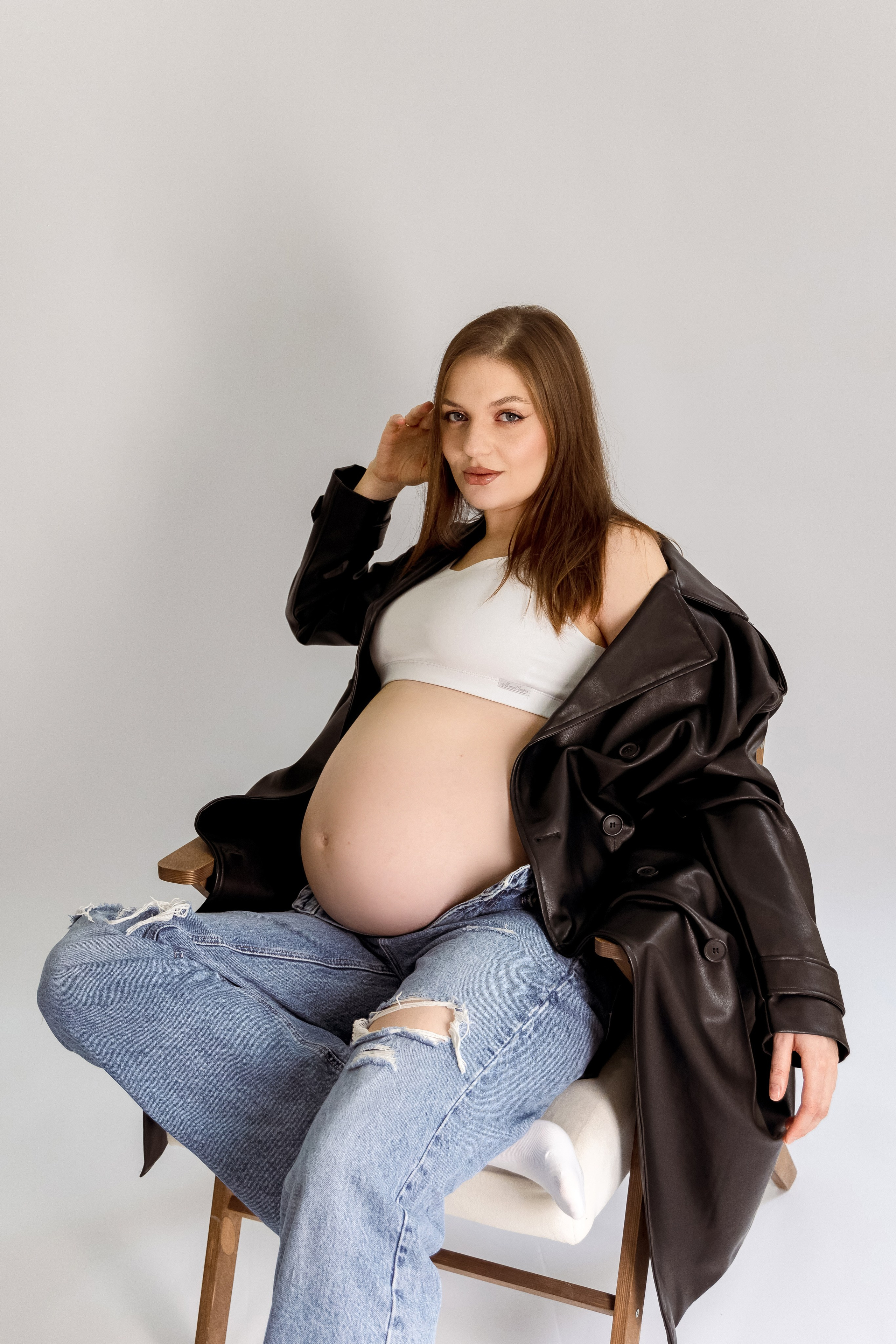 Студийная съёмка беременности. Свадебный и семейный фотограф в Каспийске Алёна Нурмагомедова