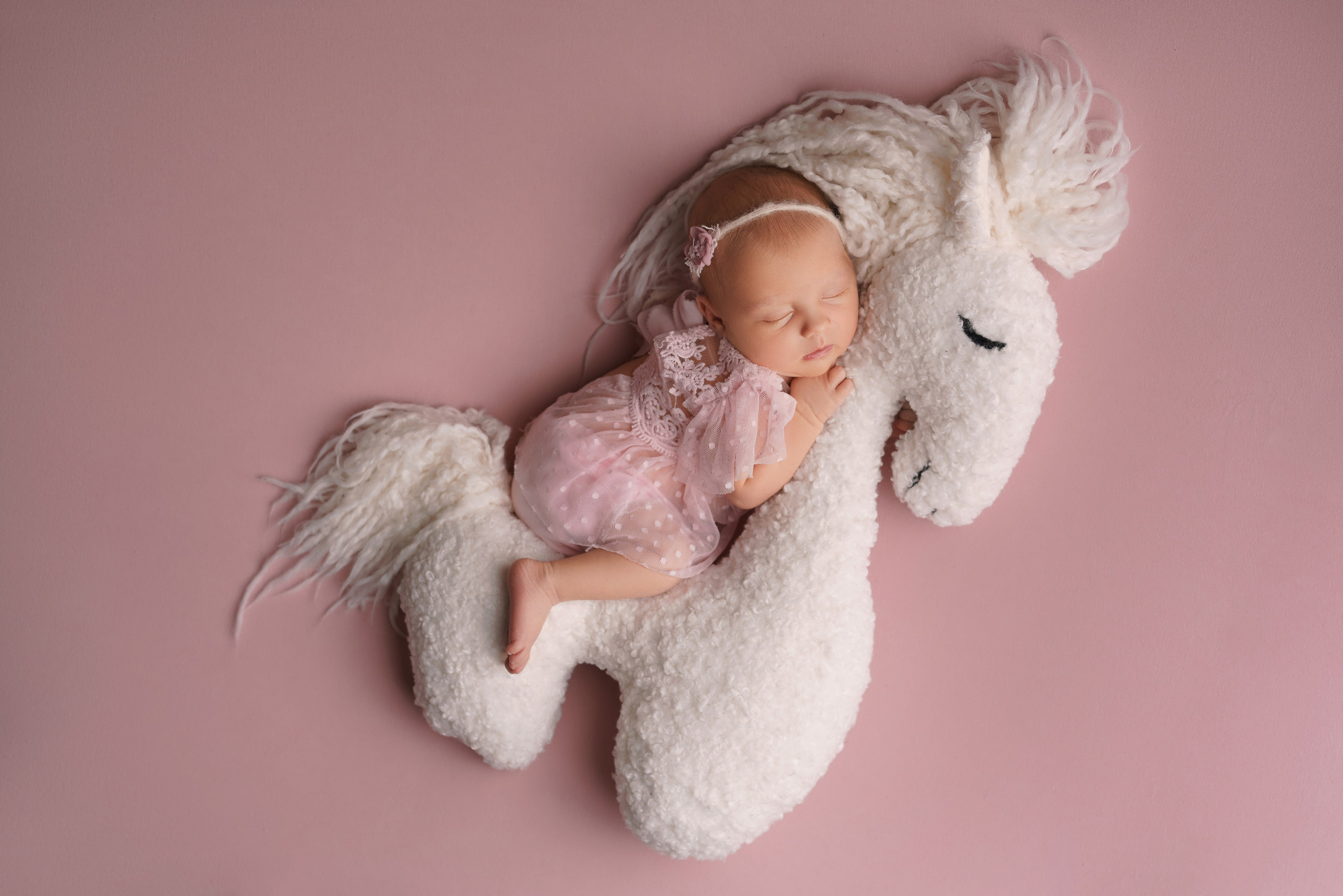 Фотосессия новорожденных | Галерея трогательных кадров малышей в стиле newborn. Фотосессия новорожденных в Москве и Московской области | Профессиональный фотограф newborn — Татьяна Иванова