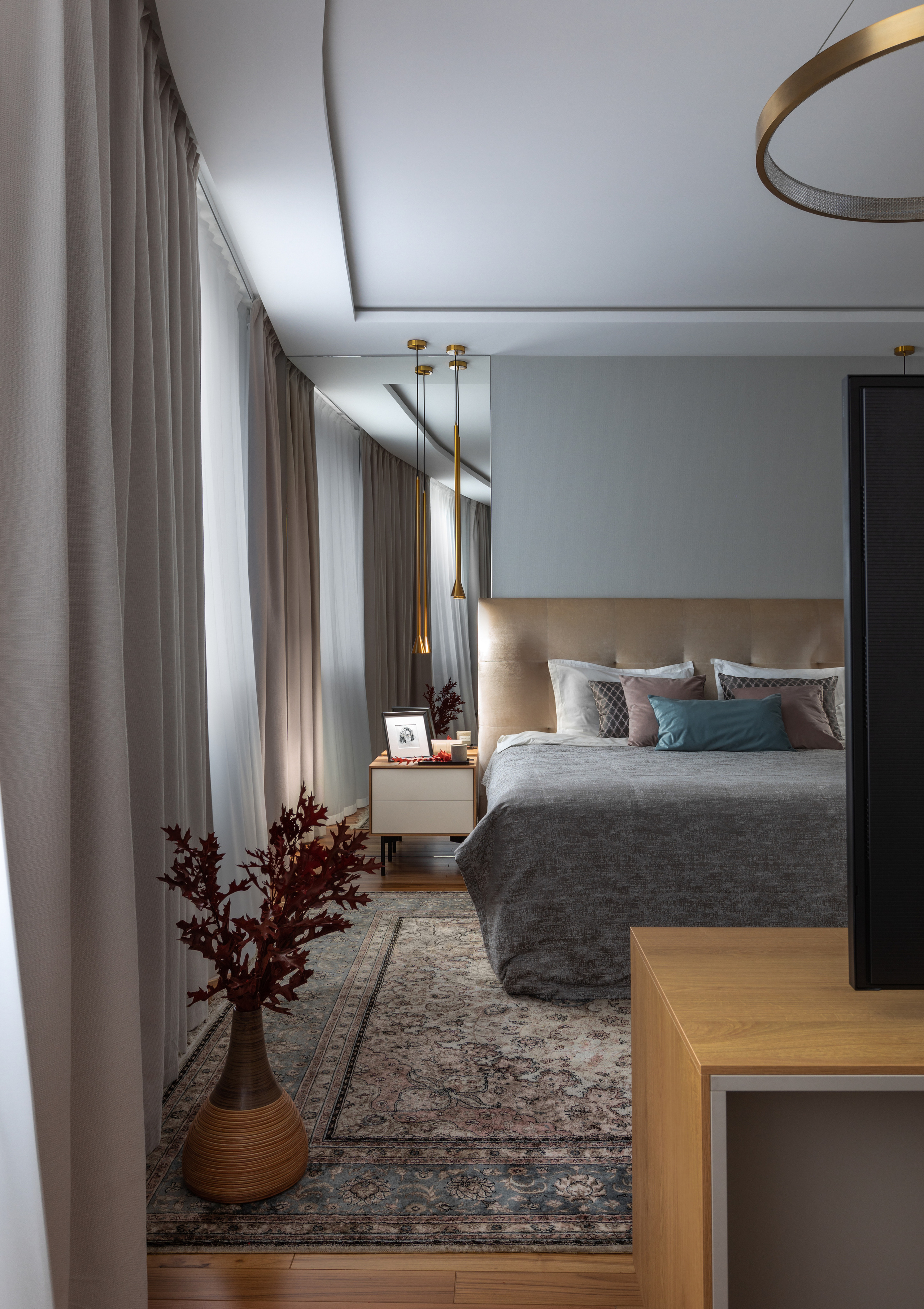 Современная классика в квартире. Главная