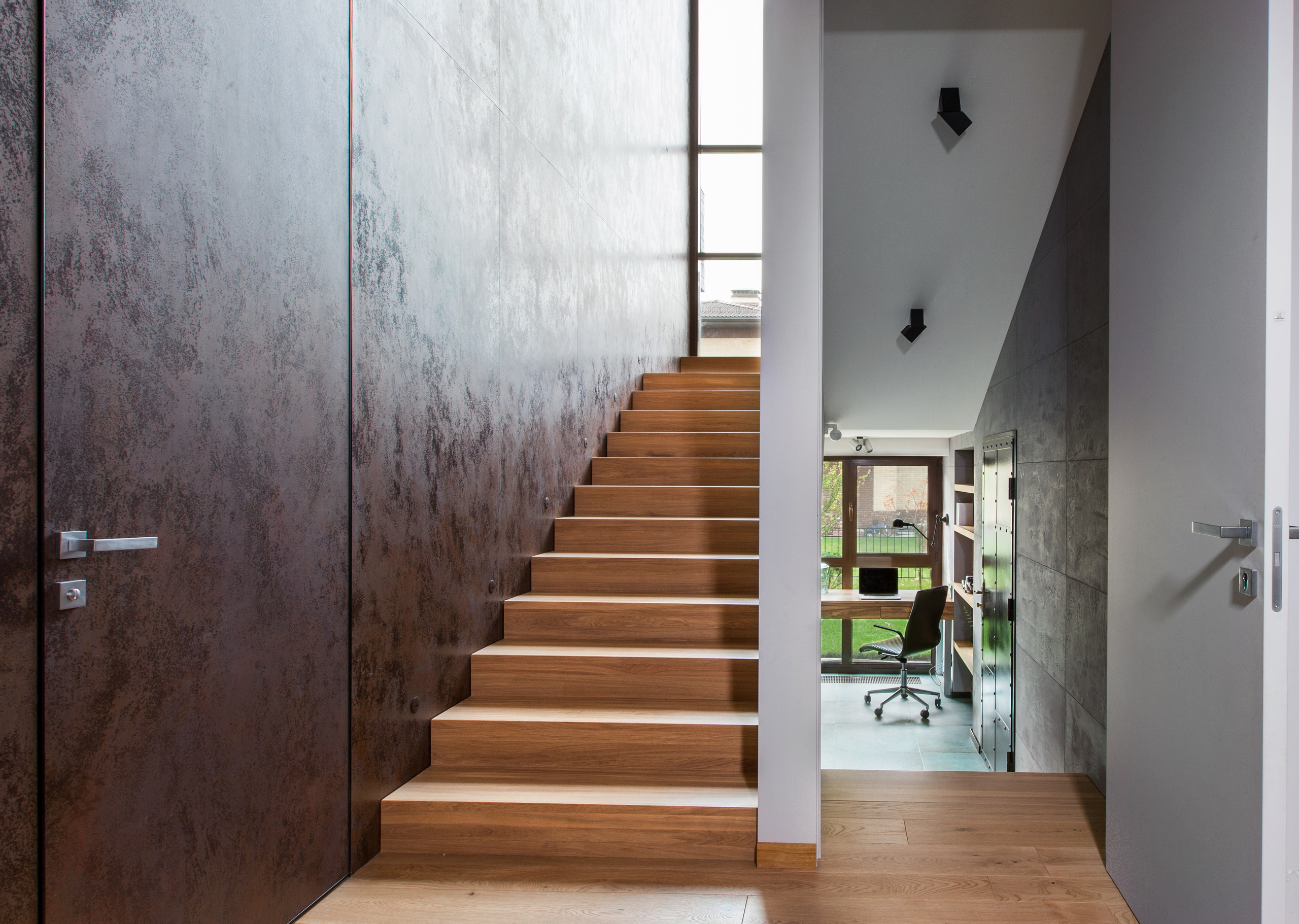 Дом на Новой Риге. Главная