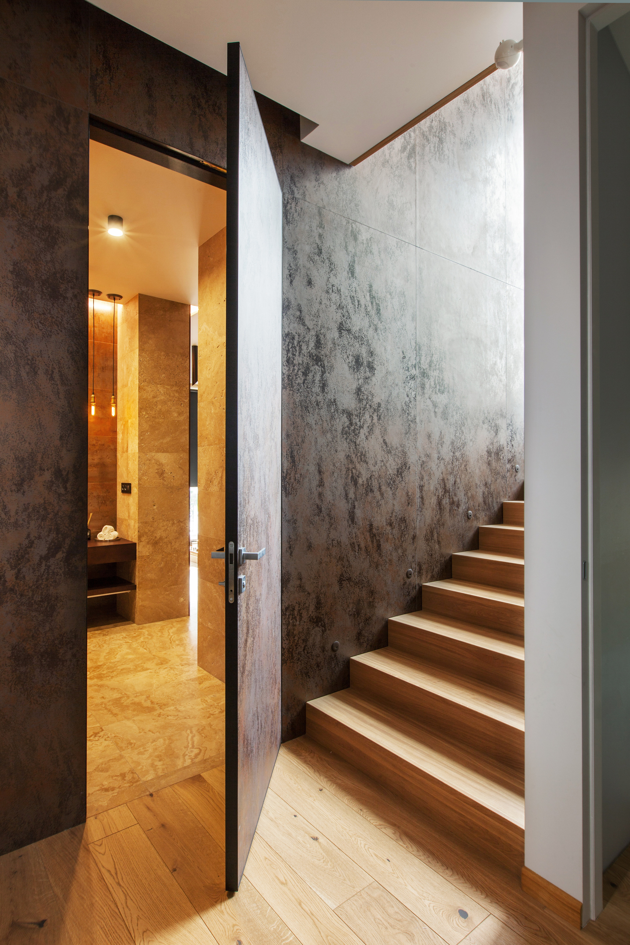 Дом на Новой Риге. Главная