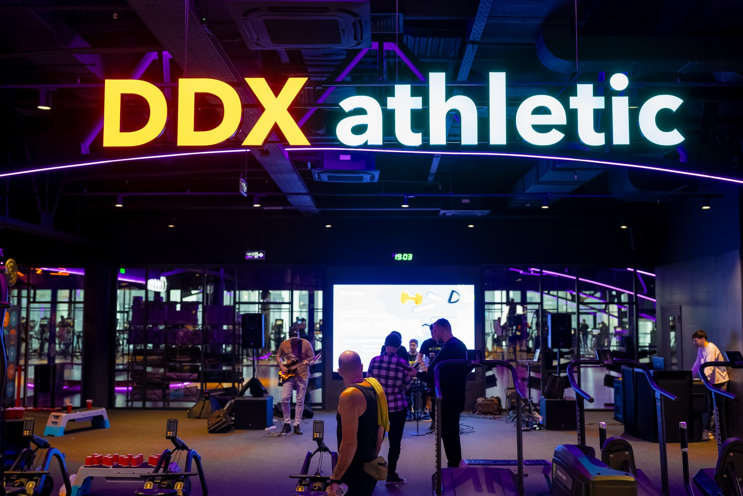 DDX Fitness, День рождения клуба. Марк Шишкин — репортажный фотограф в Воронеже и России