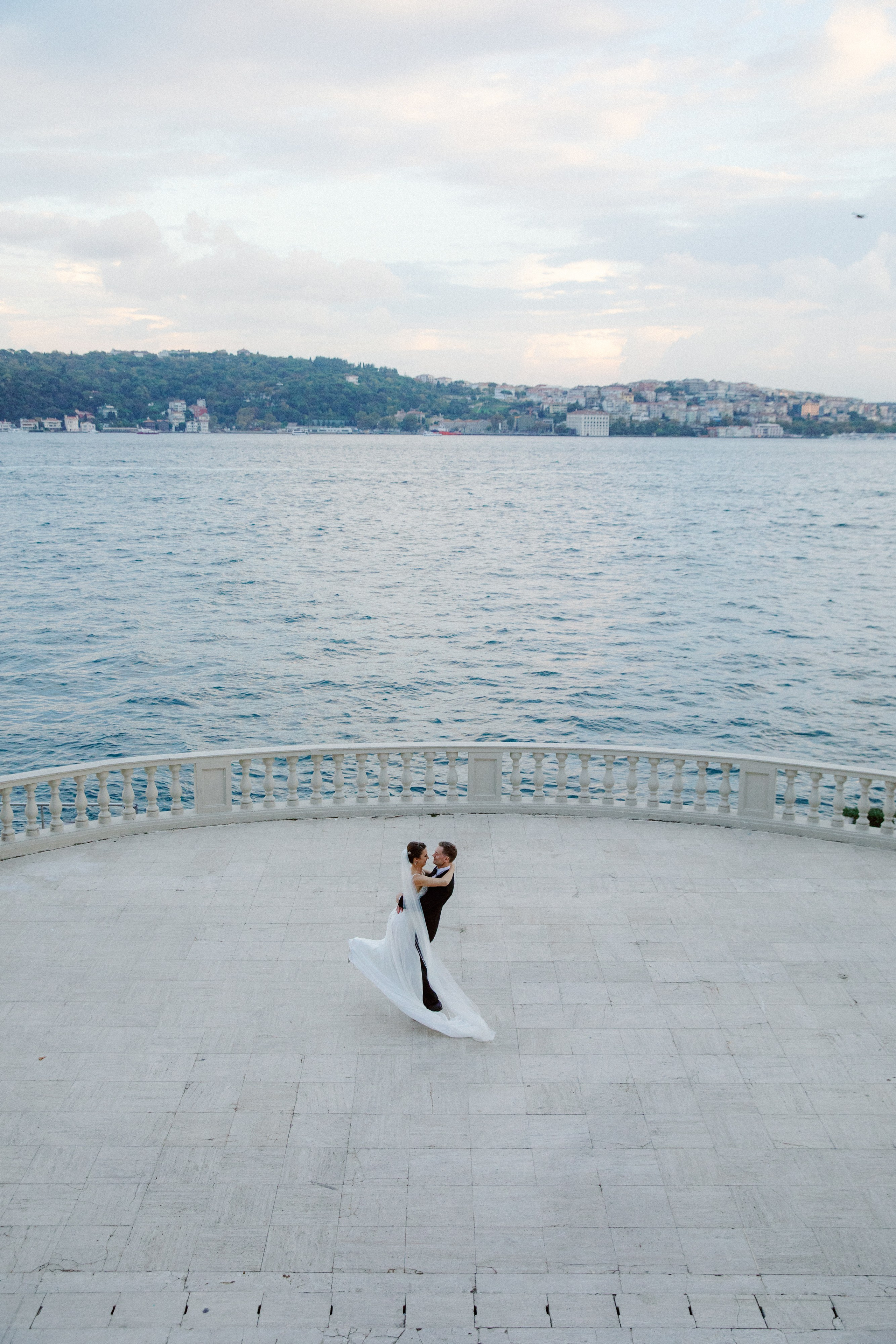 On the shores of the Bosphorus. Свадебный и репортажный фотограф
