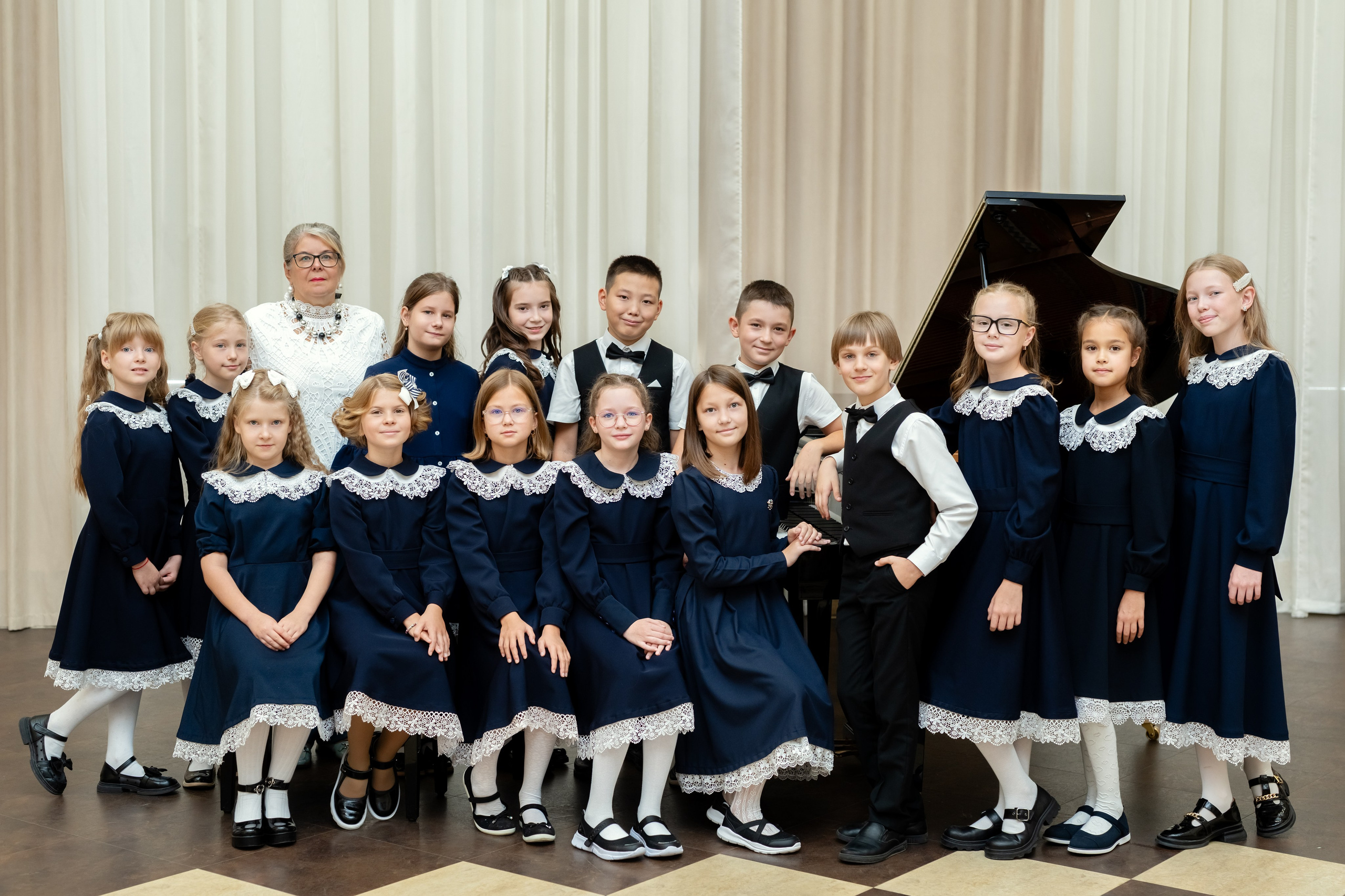 ШКОЛА. Семейный, детский и школьный фотограф Елена Дерюгина