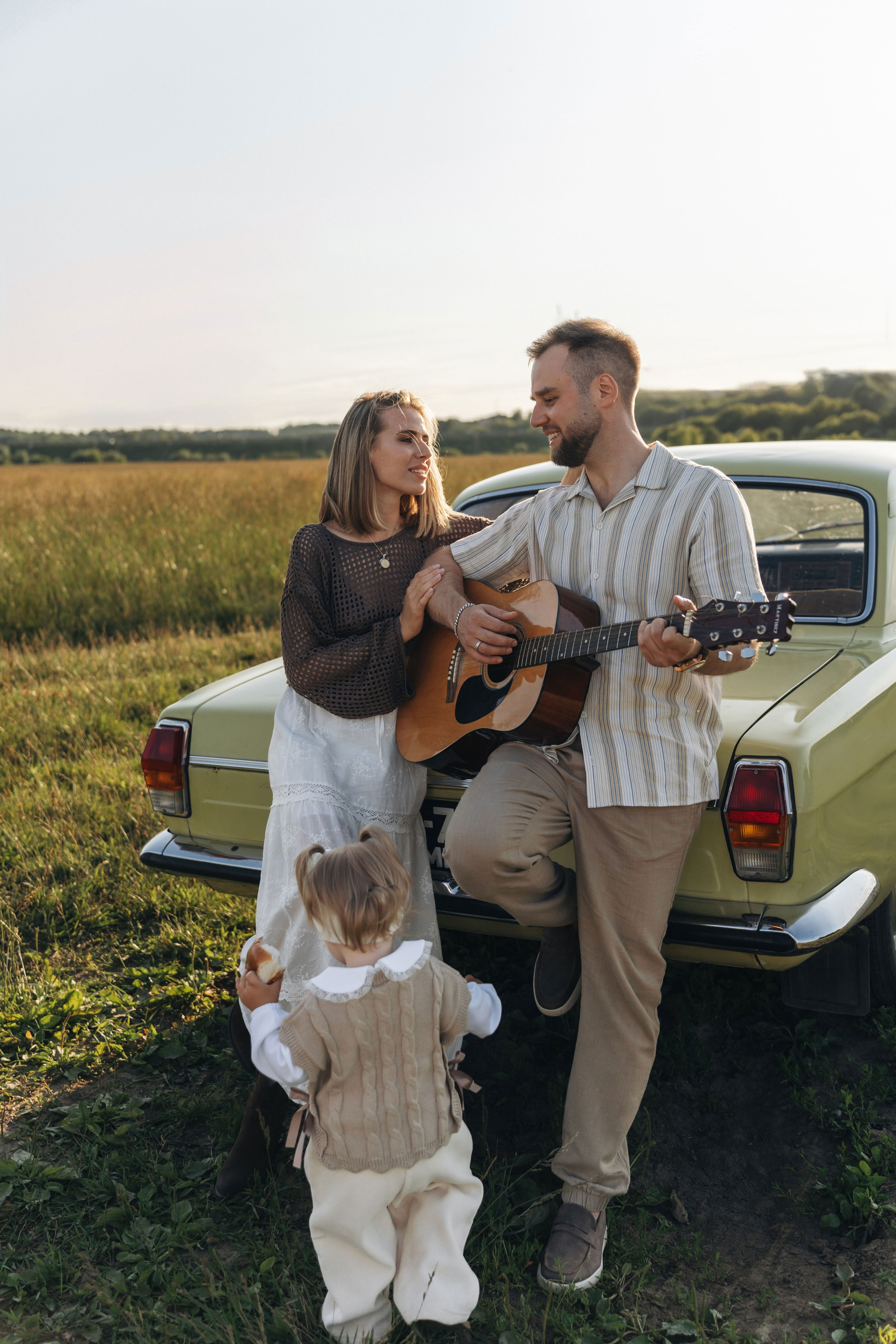 На машине загород. Ваш фотограф Вика Артемова