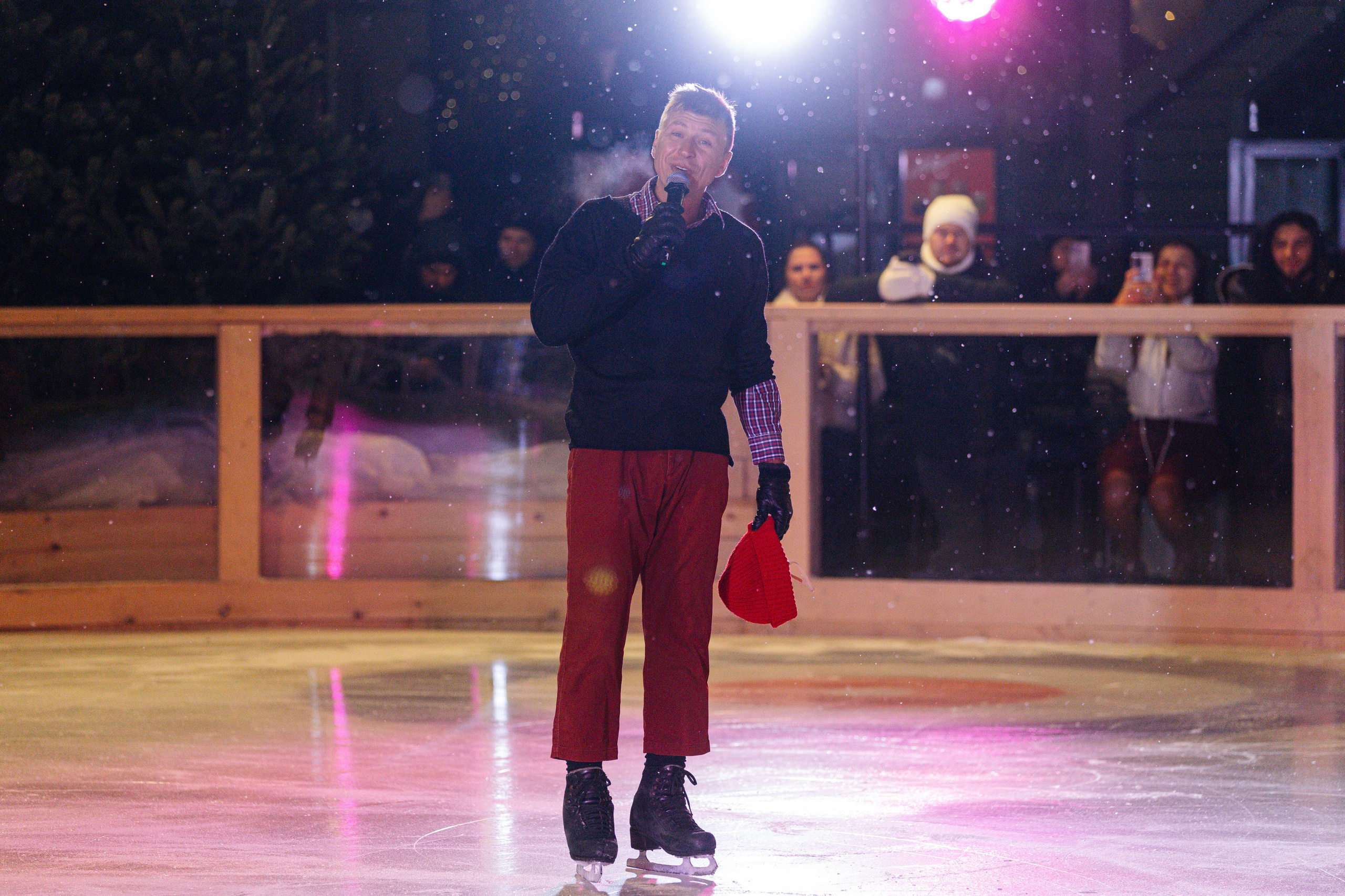 Открытие катка Яндекса. Репортажный фотограф в Москве Лера Зиновьева