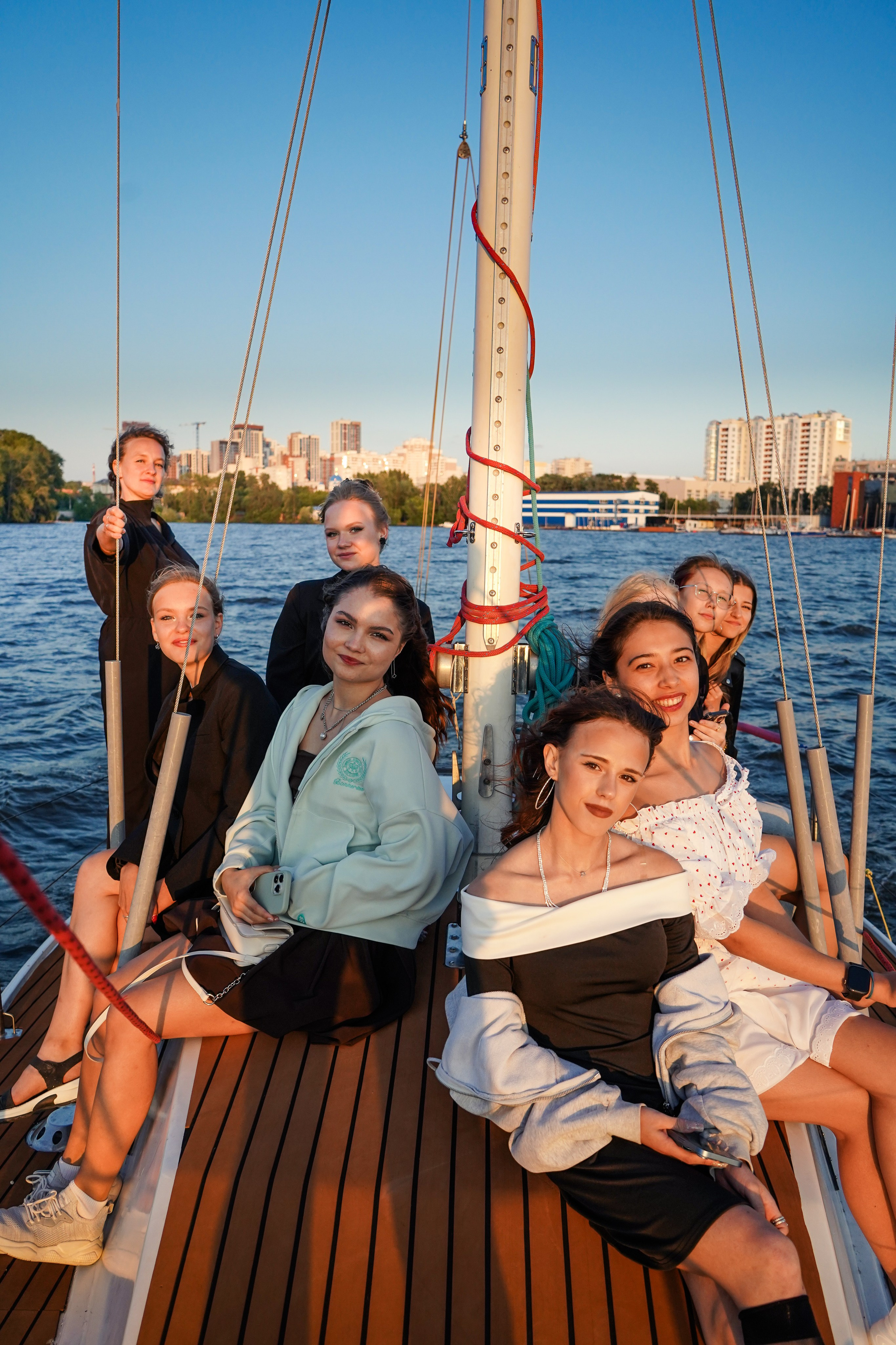 Выпускной 9 класса школа 19 в Коматек. Семейный и портретный фотограф в Екатеринбурге Анна Лобанова