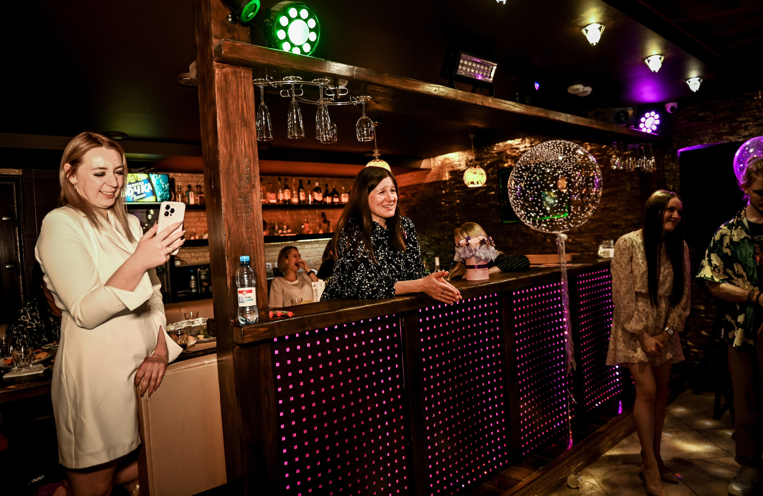 День рождения. Свадебный, семейный, детский, контент фотограф в Омске Максим Ильин