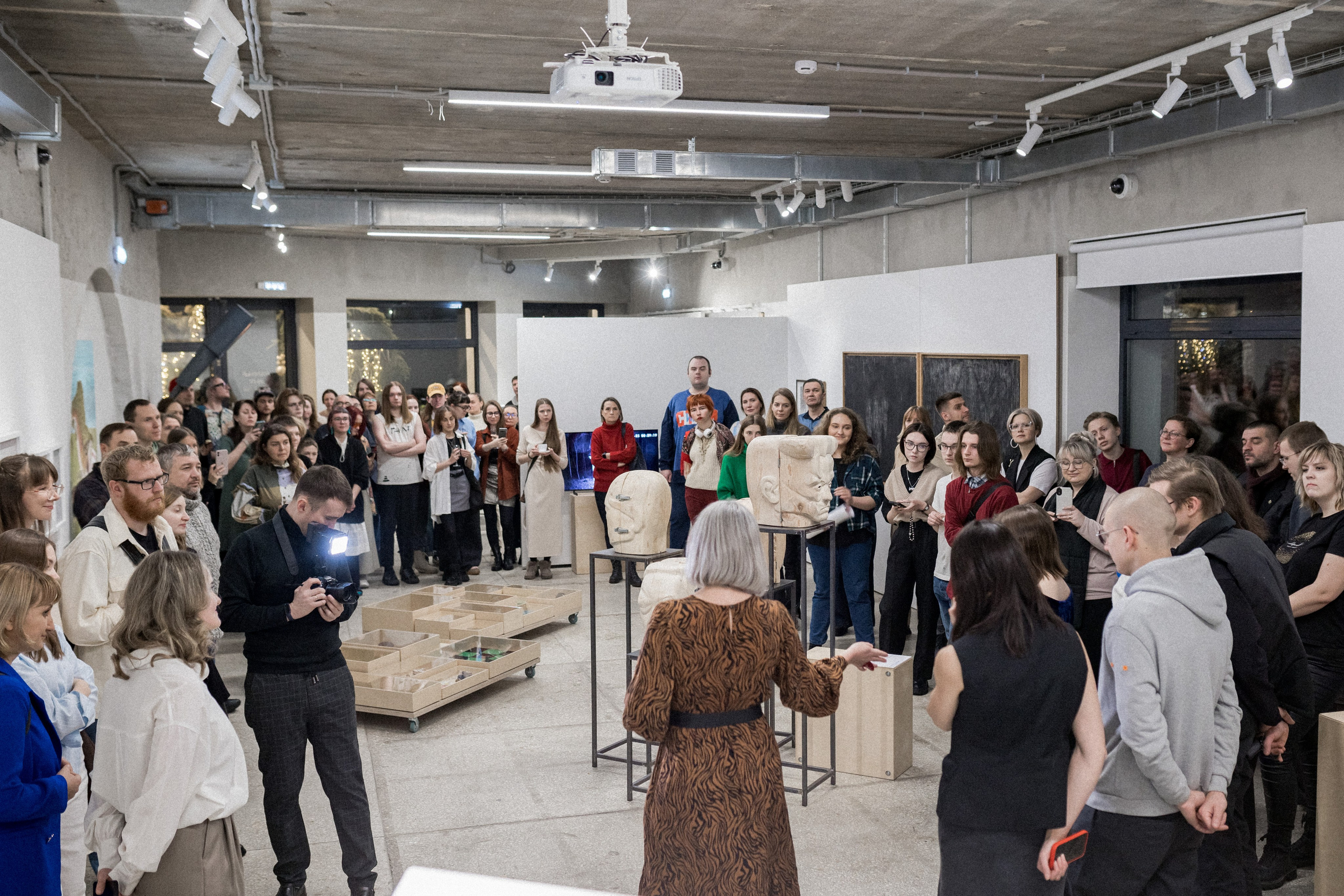 «Не сегодня» проект команды студии «Тихая». Фотограф городских и семейных событий Артем Карпухин