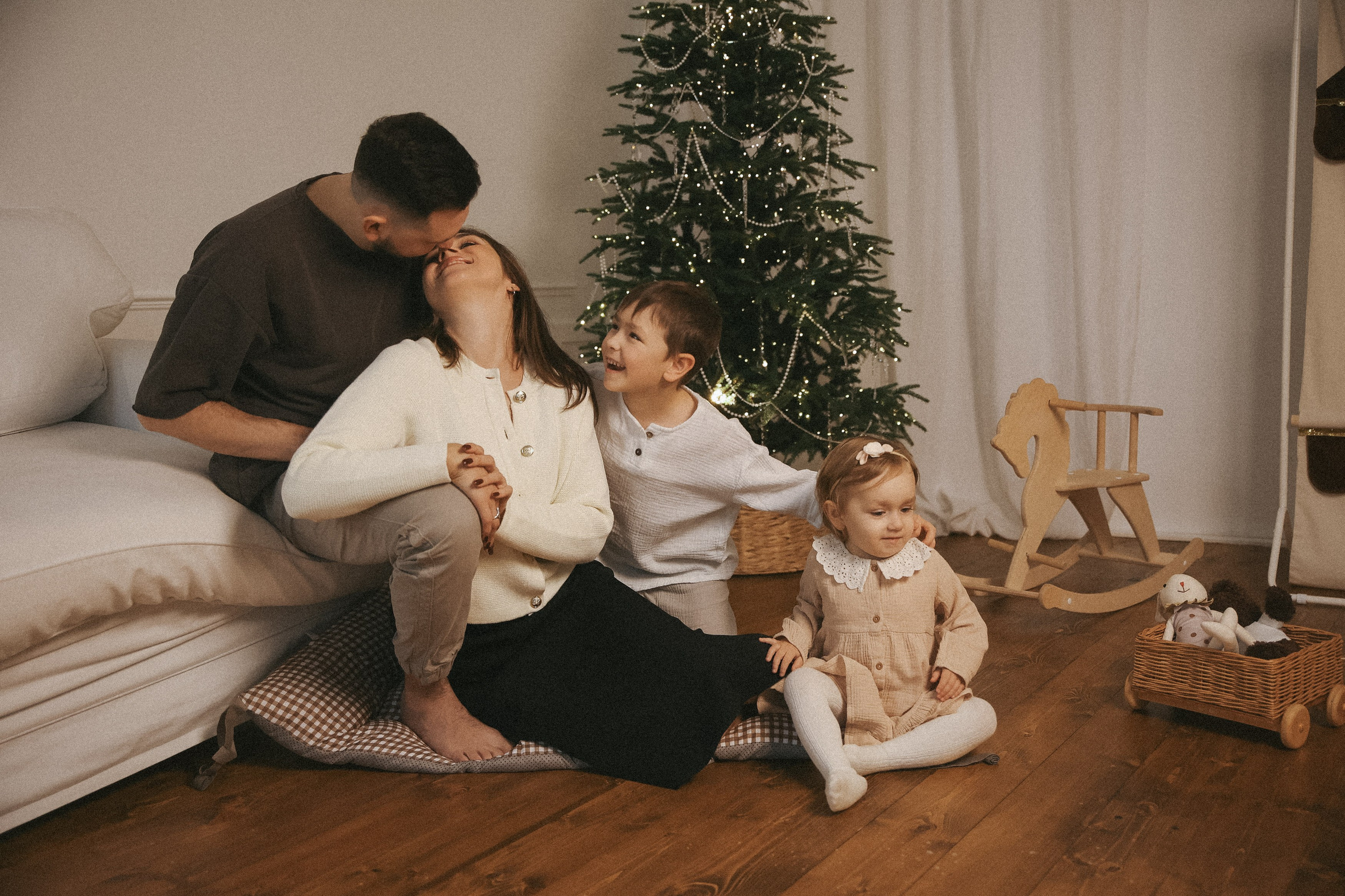 Новогодняя фотосессия во Владимире съемка на новый год фотосессия в студии. Фотограф Владимир Москва