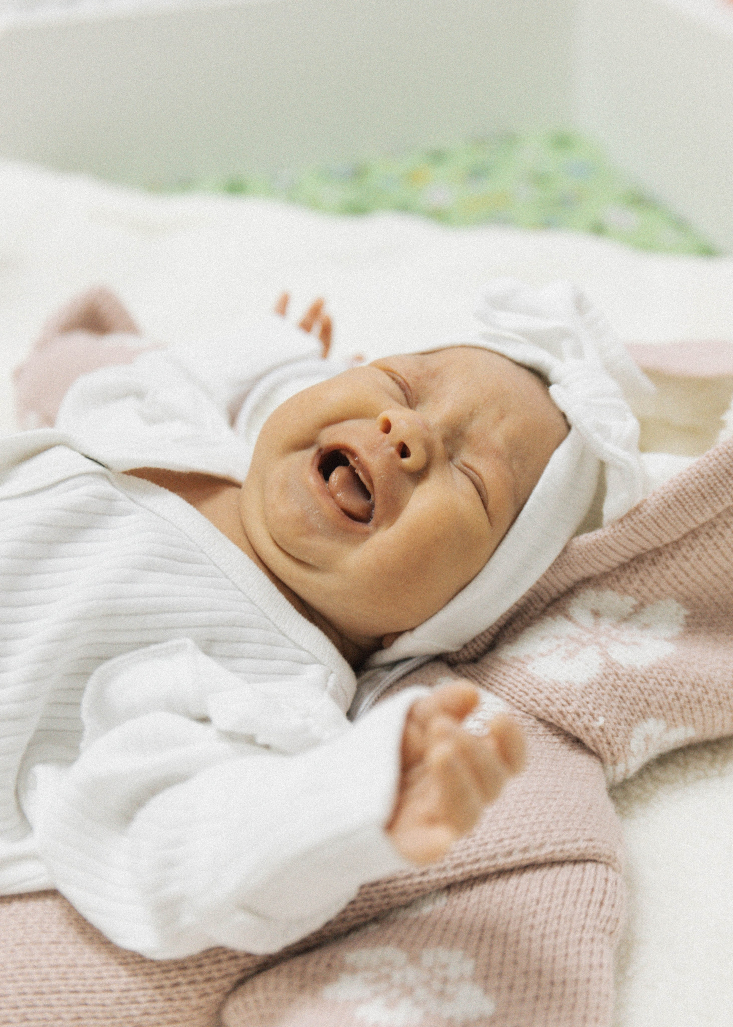 Выписка Алины и Евы из перинатального центра № 2. Семейный фотограф Софи Симакова в Волгограде и Волжском