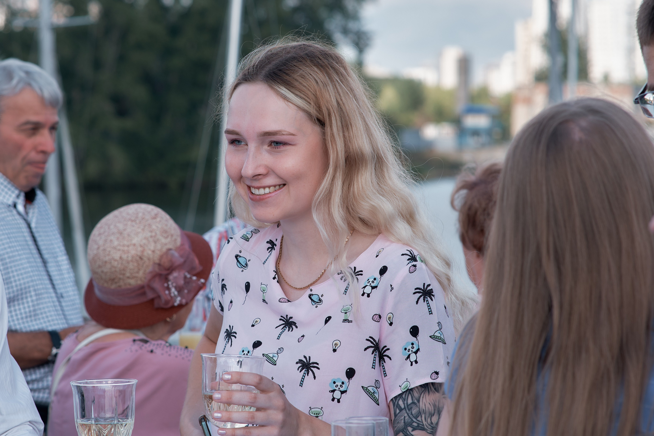 Яхта парус. Свадьба. Свадебный и портретный фотограф в Екатеринбурге Александр Блюденов