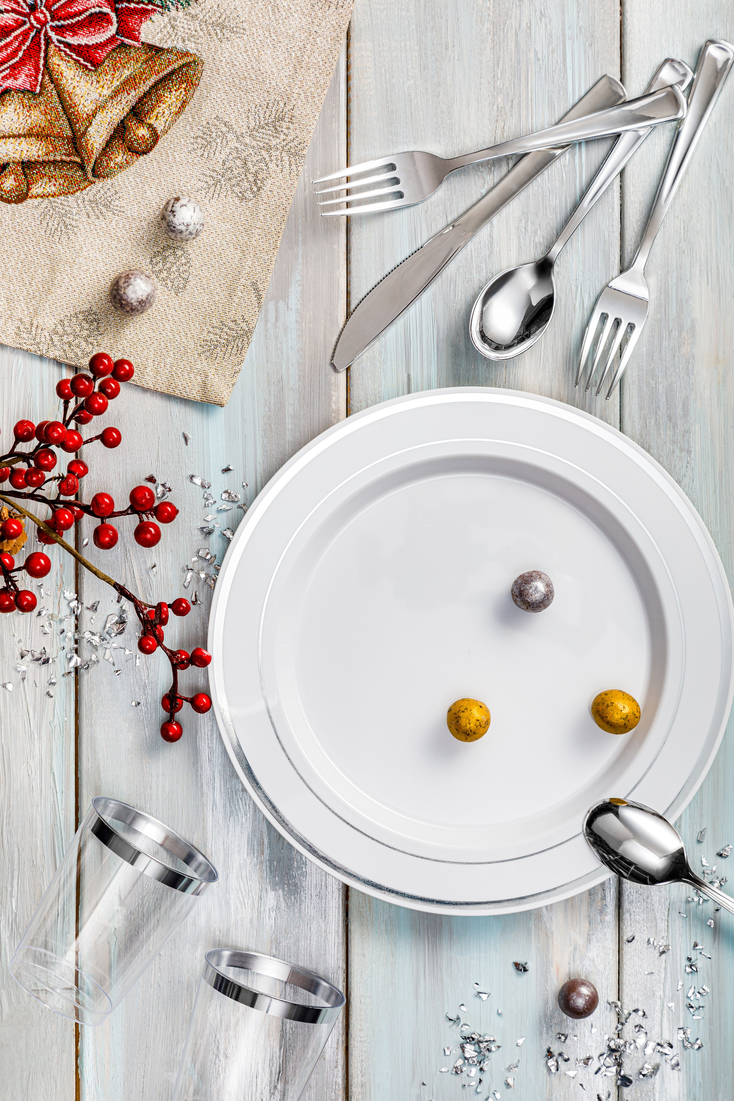 Пластиковая посуда. Сайт о предметной, имиджевой и портретной фотографии, фотограф Фил Киреев