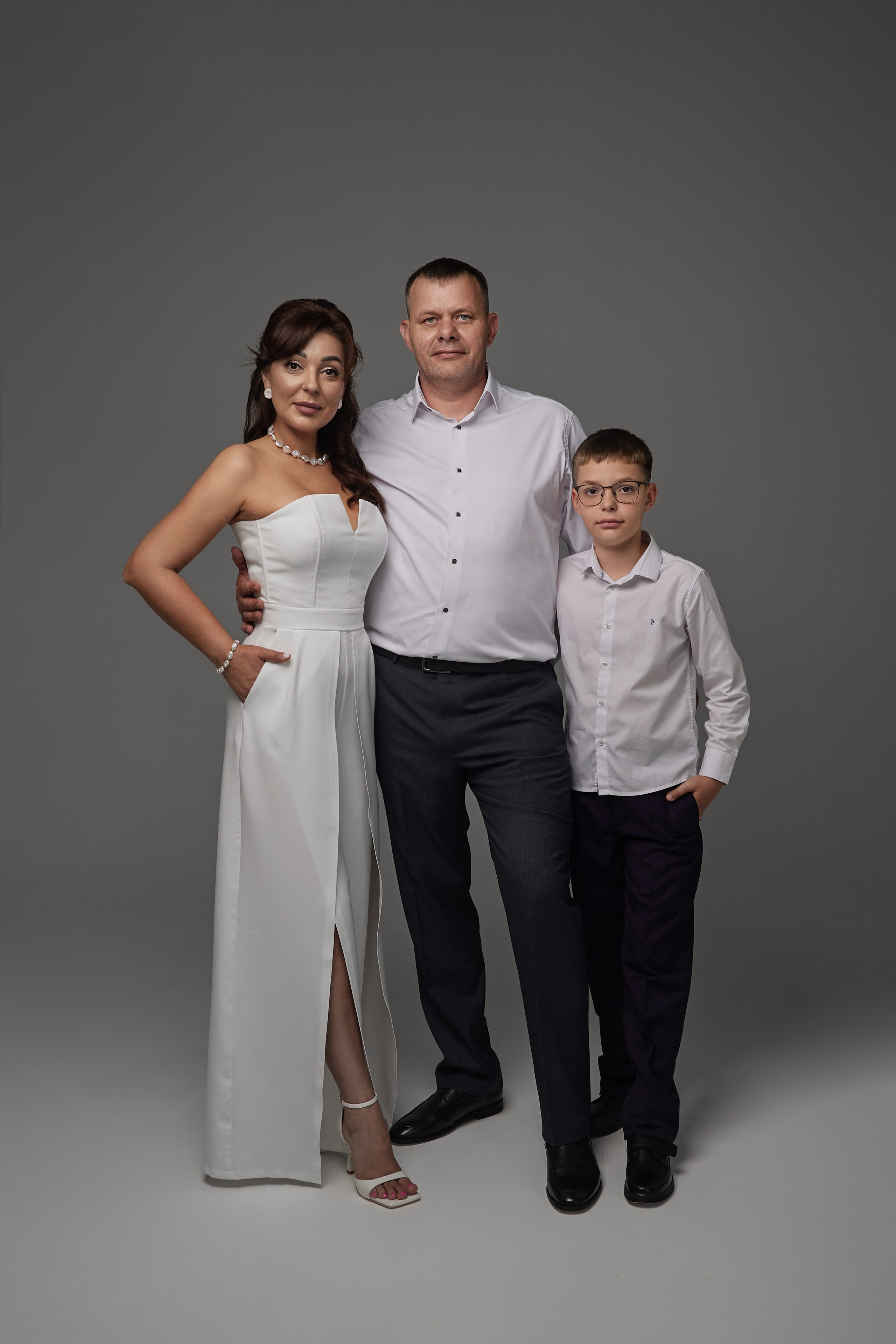 Евгений и Оксана. Фотограф женского портрета, беременности и материнства Харькова Елена