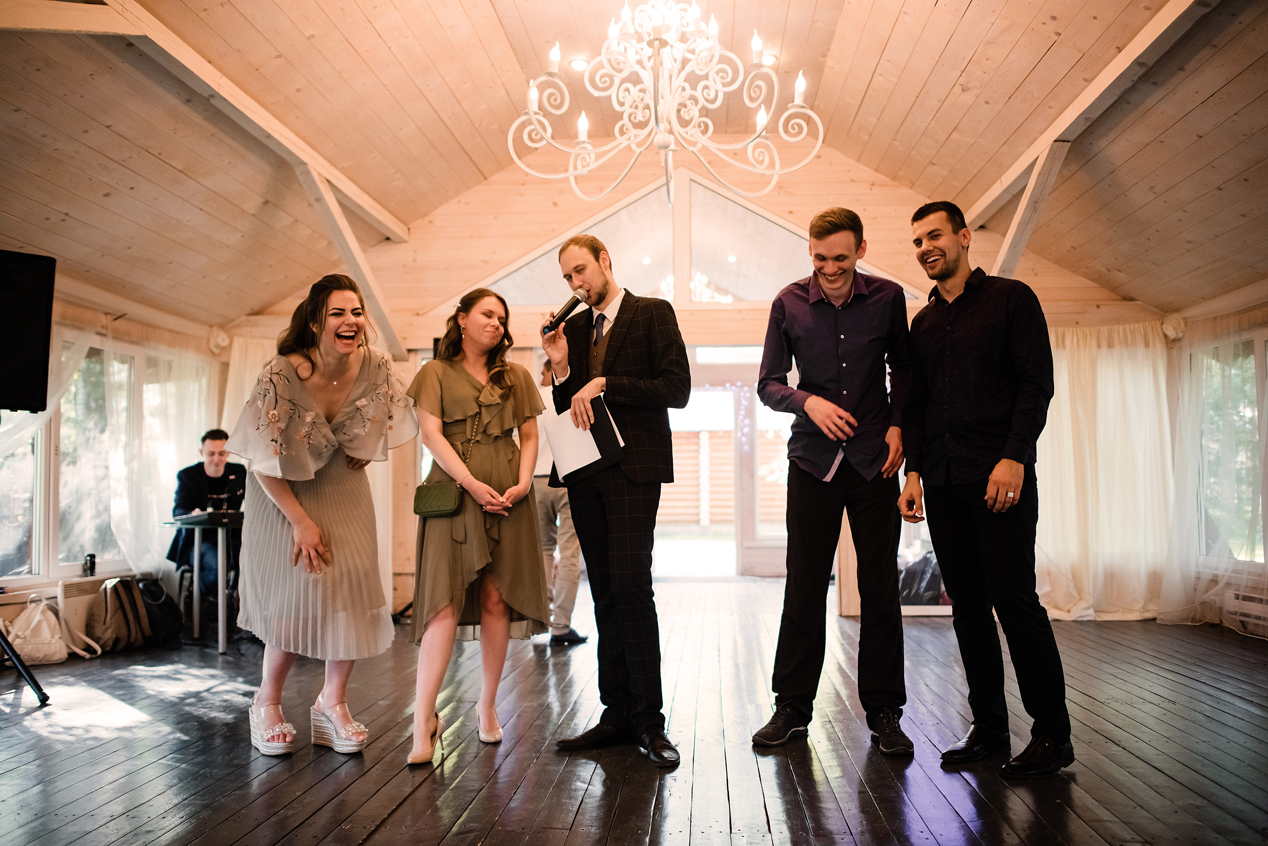 Свадьбы. Ведущий мероприятий  — Александр Шилов