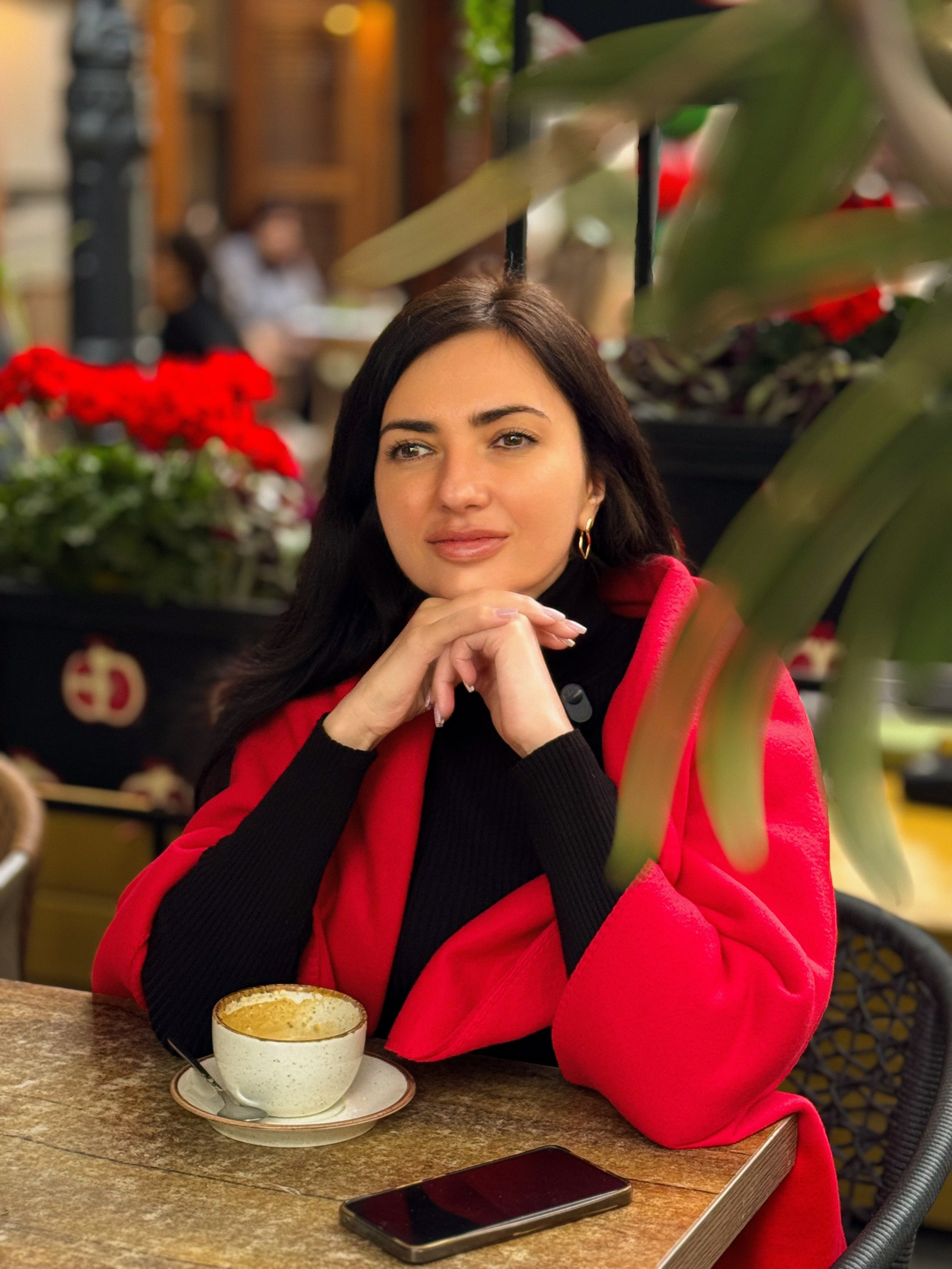 ЕЛЕНА. Мобильный фотограф рилсмейкер в Ростове-на-Дону Пипаш Екатерина