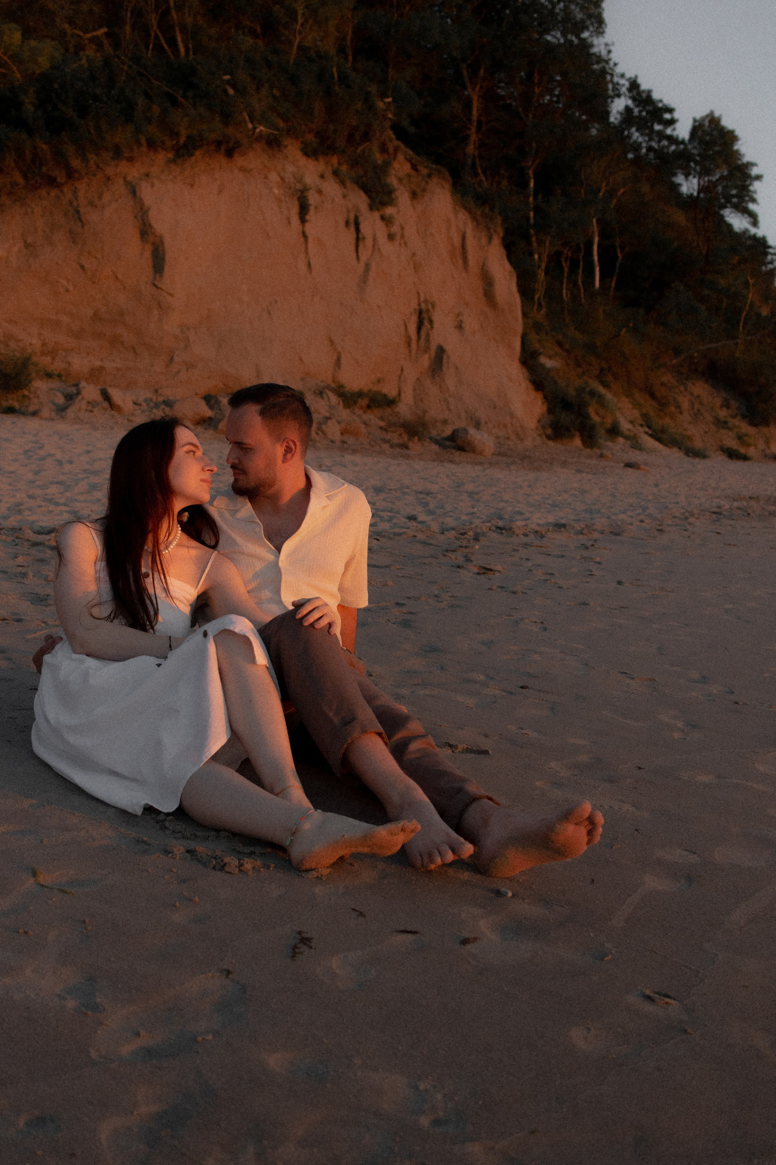 Киношная парная фотосессия на море в Калининграде / Донское. Портретный фотограф в Калининграде Рита Холодова