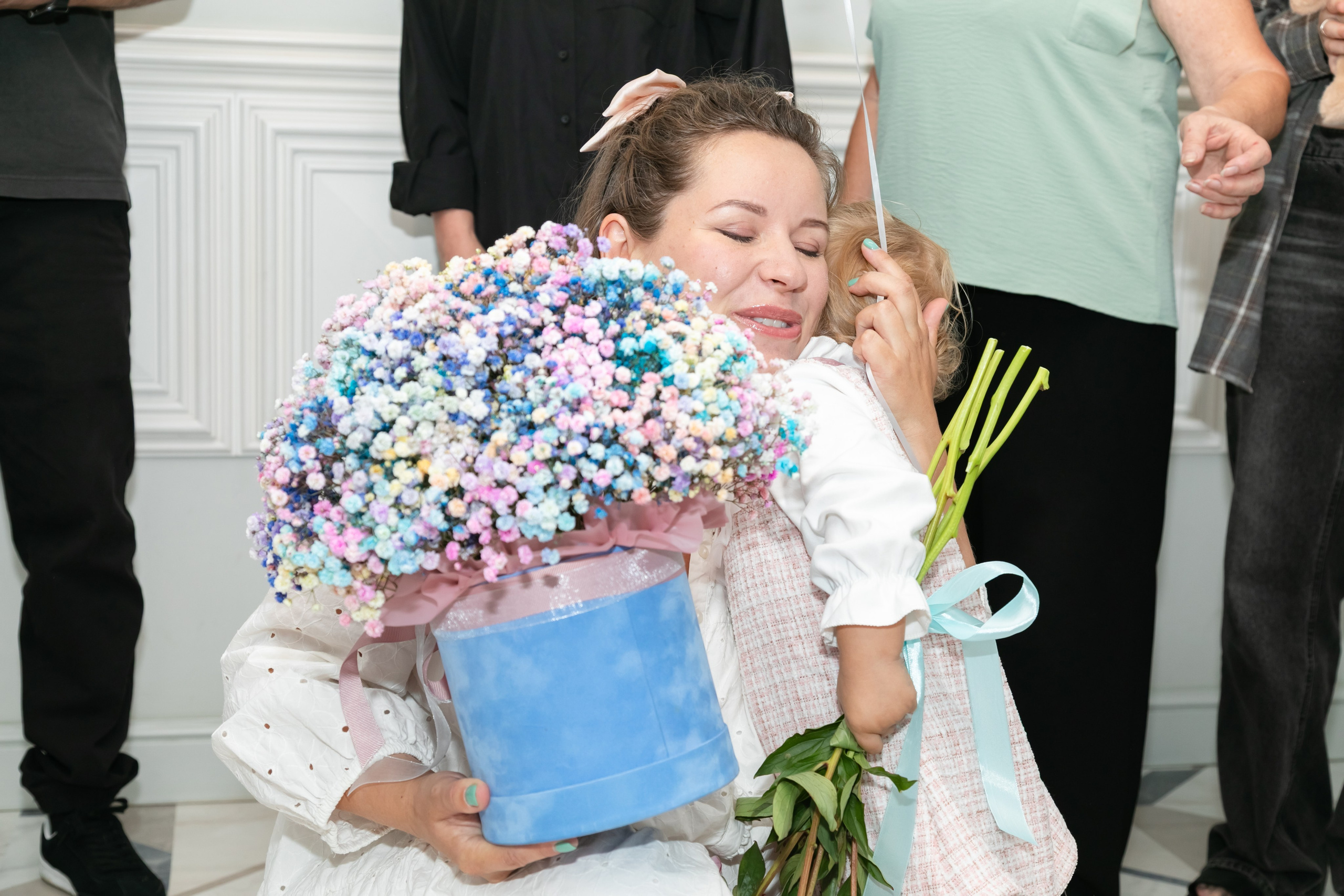 Съемка выписки из роддома 7 ГКБ Юдино Москва. Фотосъемка выписки из роддома в Москве, заказать фотографа на выписку ньюборн съемка в роддоме newborn фотограф в Юдино