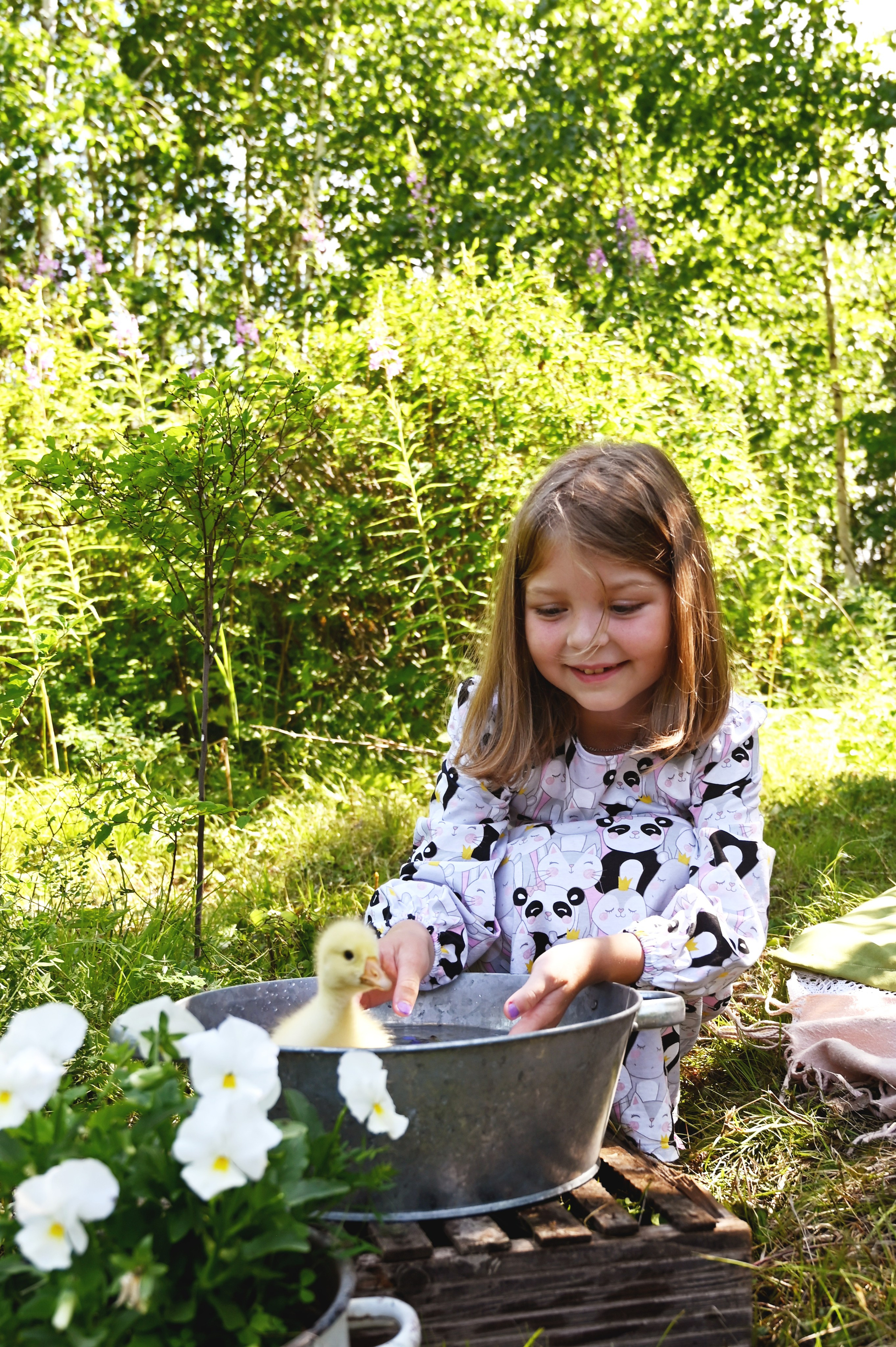 Дети и гусята. Семейный и детский фотограф в Хакасии