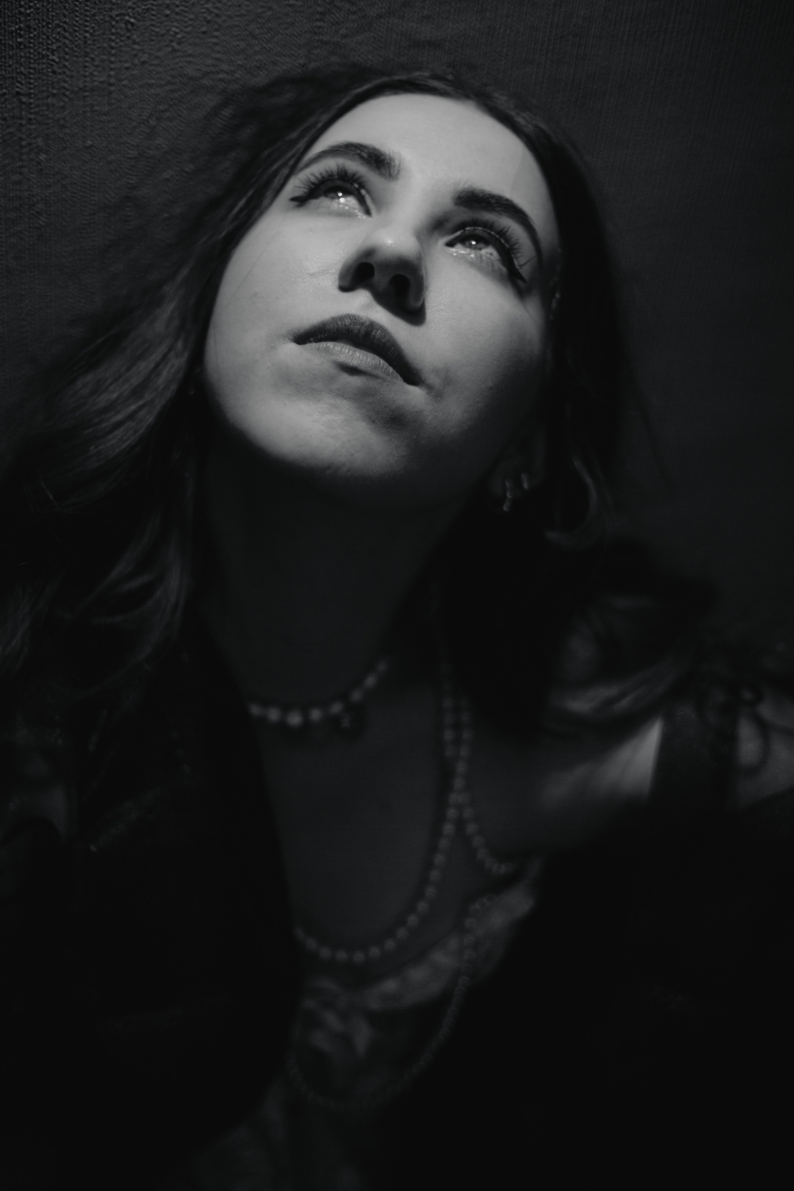 Танцуй. Сюрреализм. Чувственность. Арт-фотограф Крис Л. в Тобольске: портрет, семейные, свадьбы