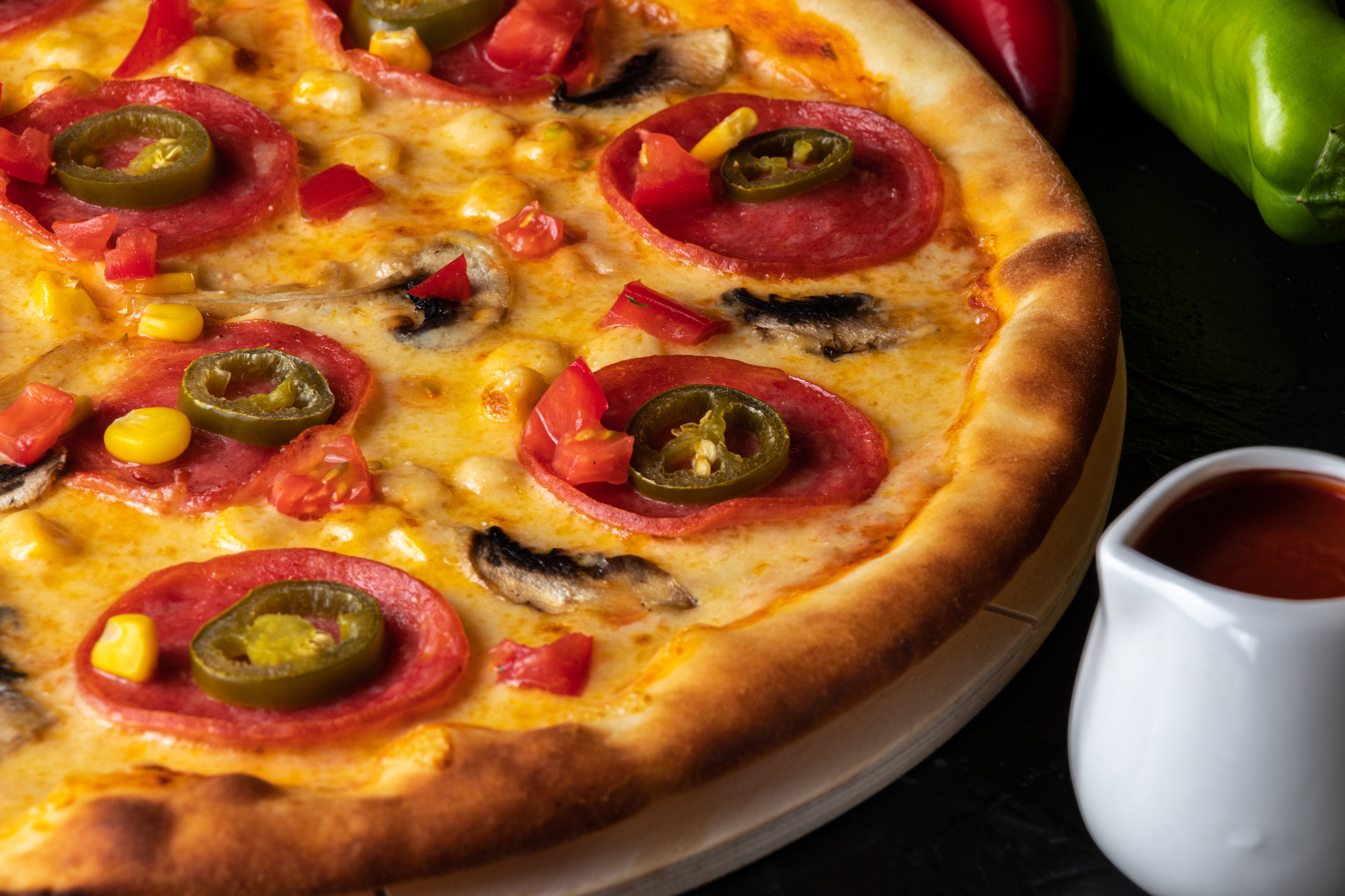 Рекламная фотосъёмка для PIZZA WOOPS. Профессиональный фотограф в Астане