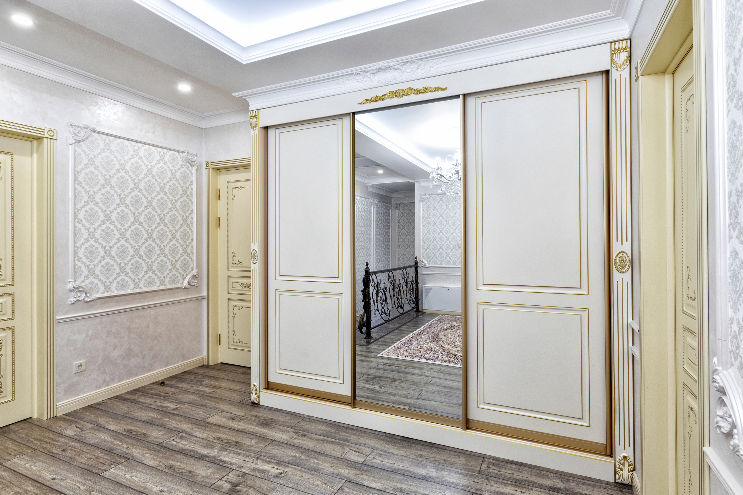 Фотосъёмка для мебельной мастерской Venerdi. Профессиональный фотограф в Астане