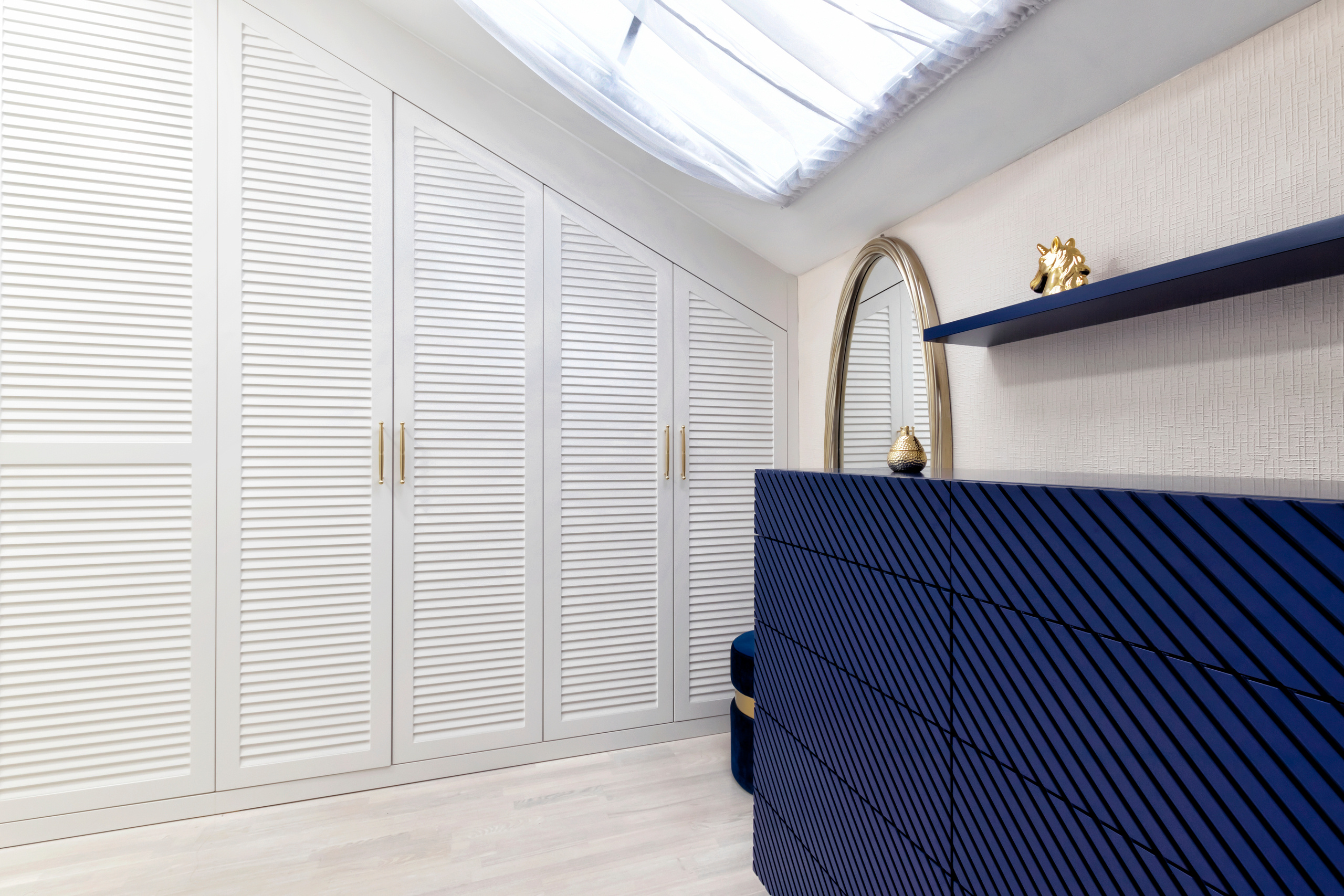 Фотосъёмка для мебельной мастерской Venerdi. Профессиональный фотограф в Астане