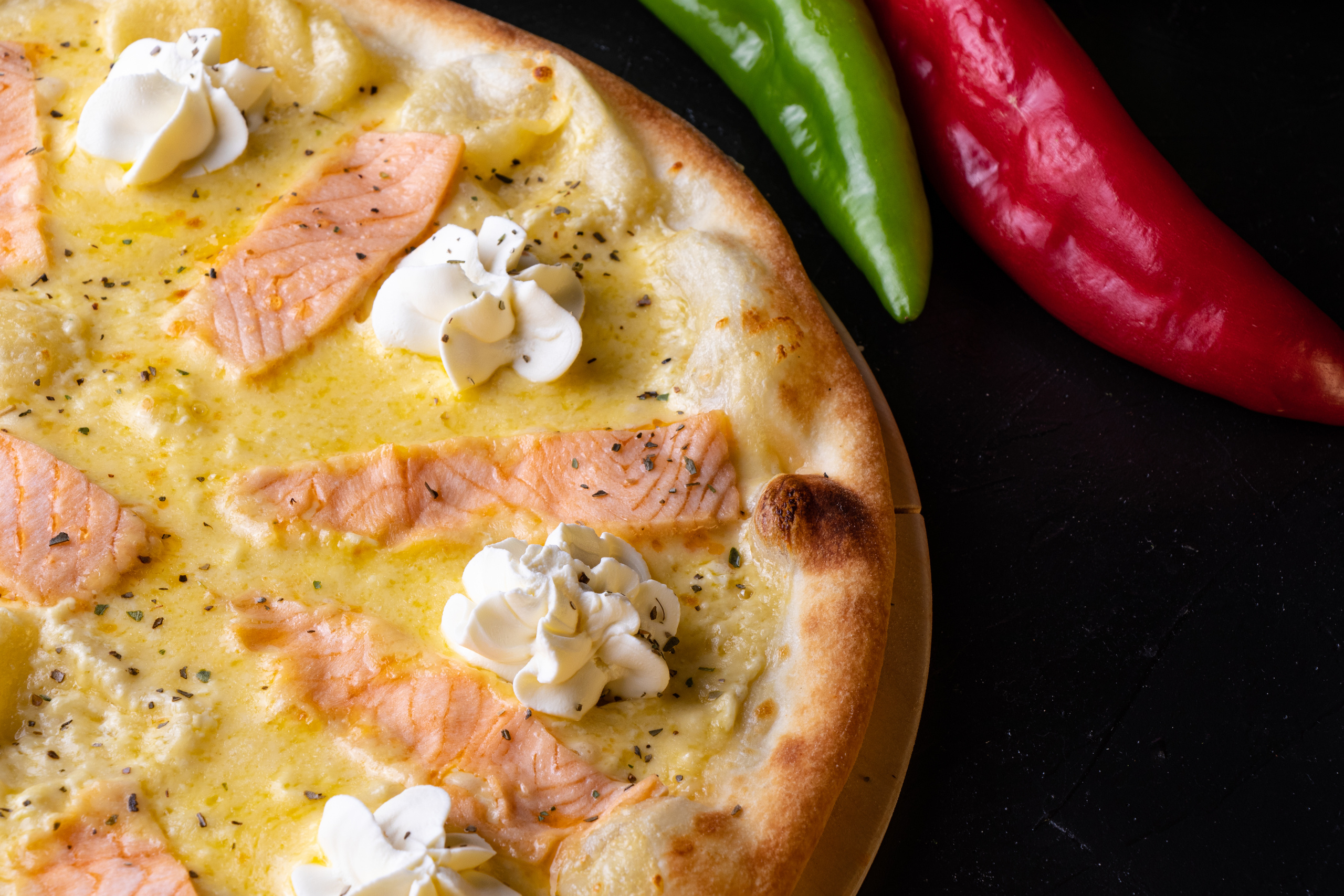 Рекламная фотосъёмка для PIZZA WOOPS. Профессиональный фотограф в Астане