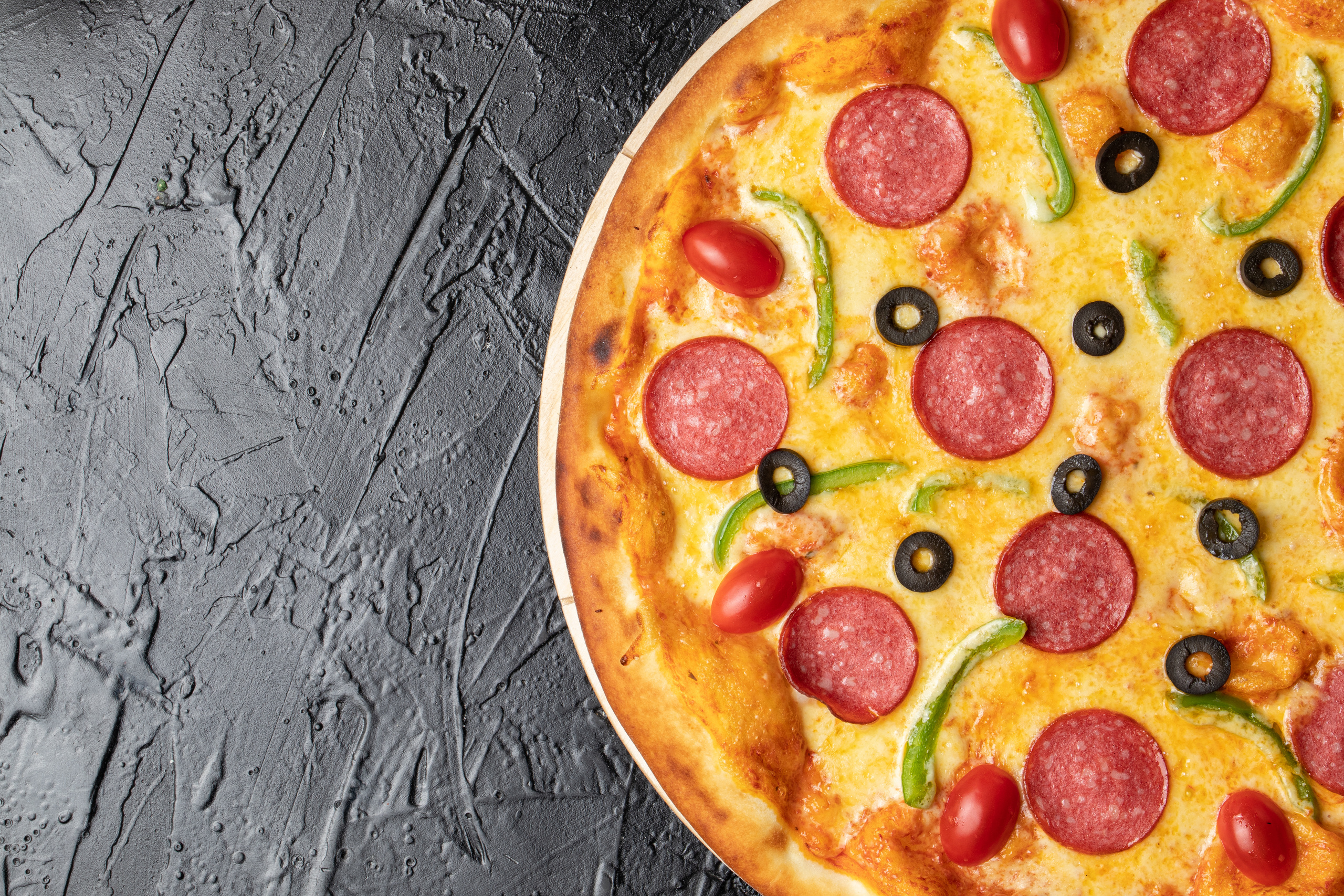 Рекламная фотосъёмка для PIZZA WOOPS. Профессиональный фотограф в Астане