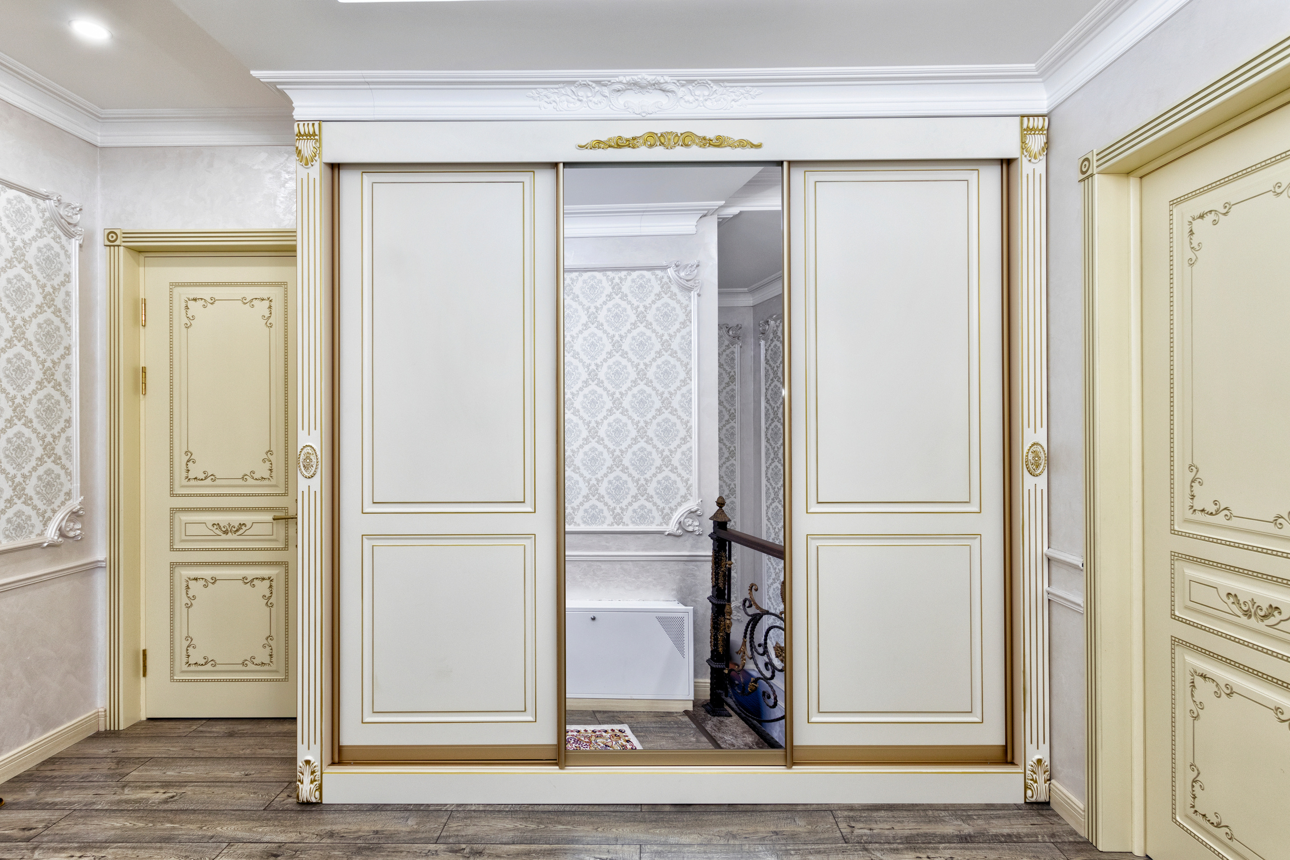 Фотосъёмка для мебельной мастерской Venerdi. Профессиональный фотограф в Астане