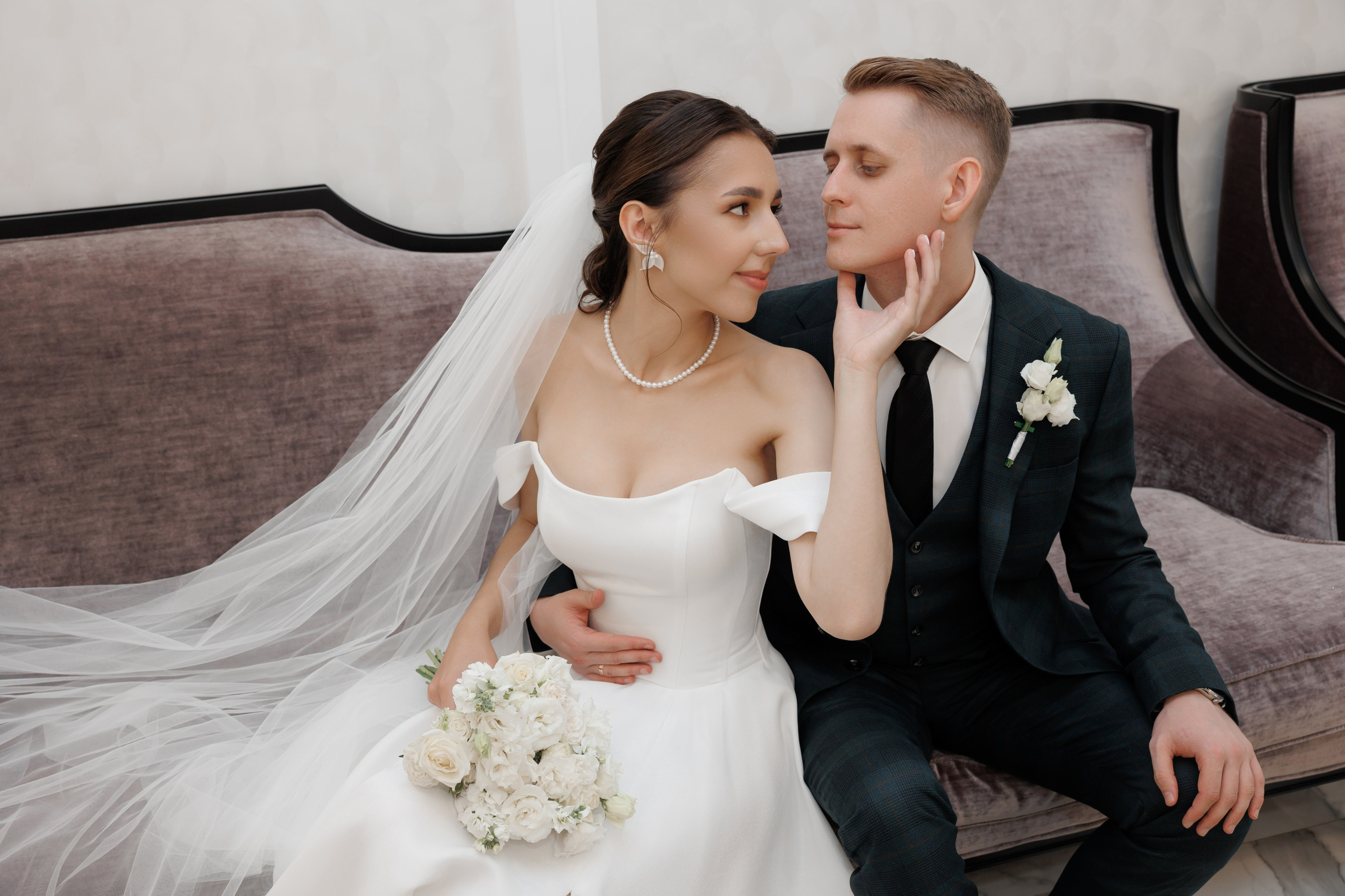 Регистрация в отеле Fish Point, ЗАГС Бутово, прогулка в Остафьево. Свадебный и репортажный фотограф (Москва, Королев и другие)