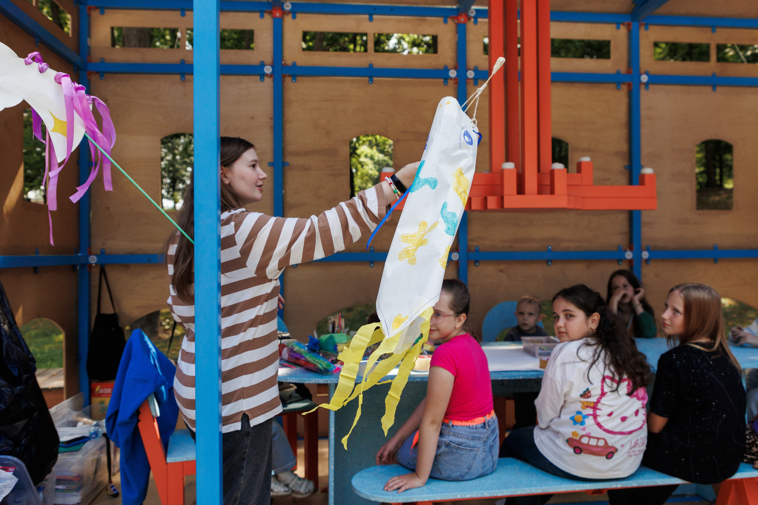 Книжный фестиваль «Смены» в Выксе 2025. Фотограф городских и семейных событий Артем Карпухин