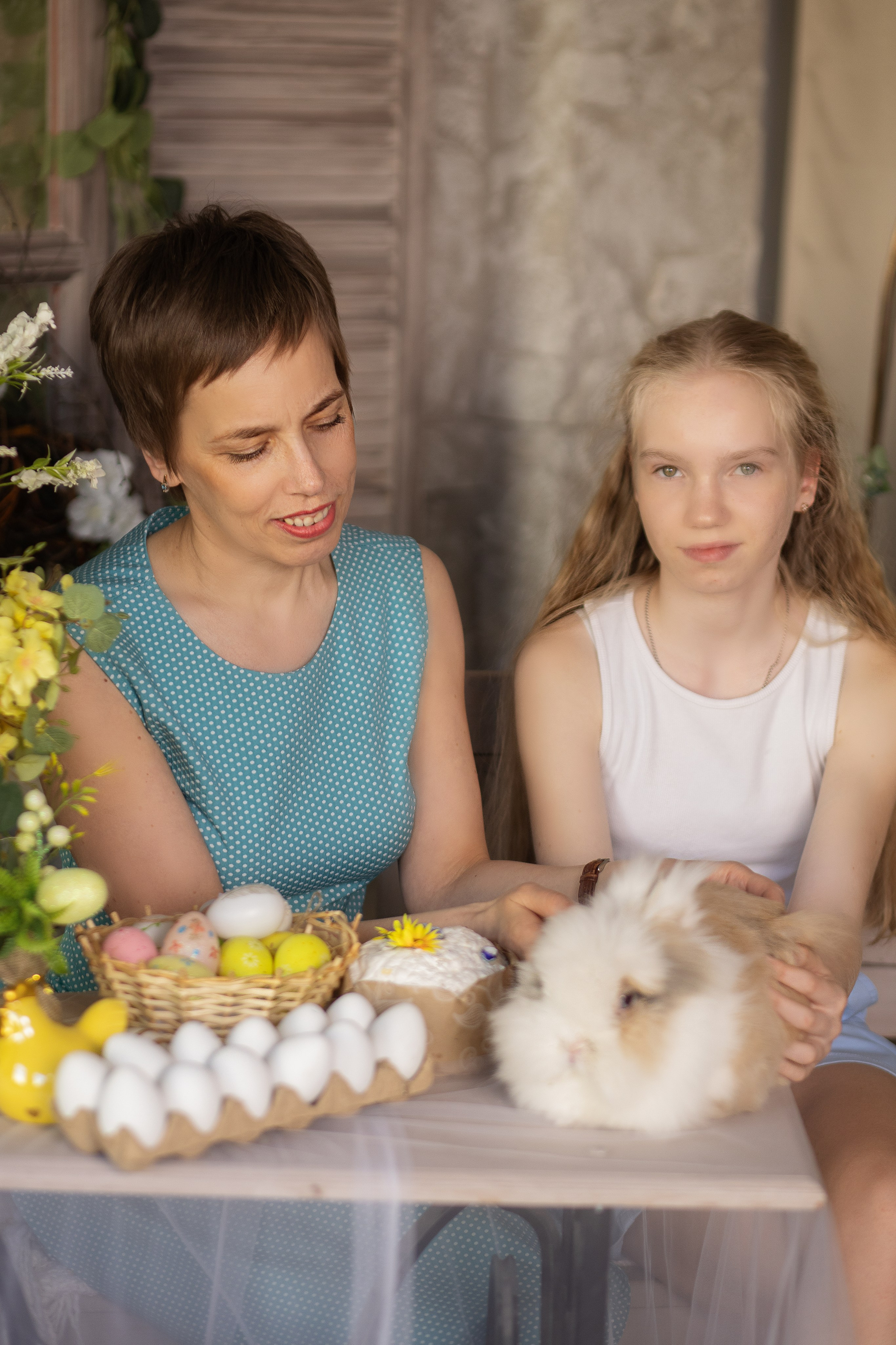 Пасхальная фотосессия в студии с животными. Съемка Таинств Крещения Венчания, детские и семейные съемки в Пензе