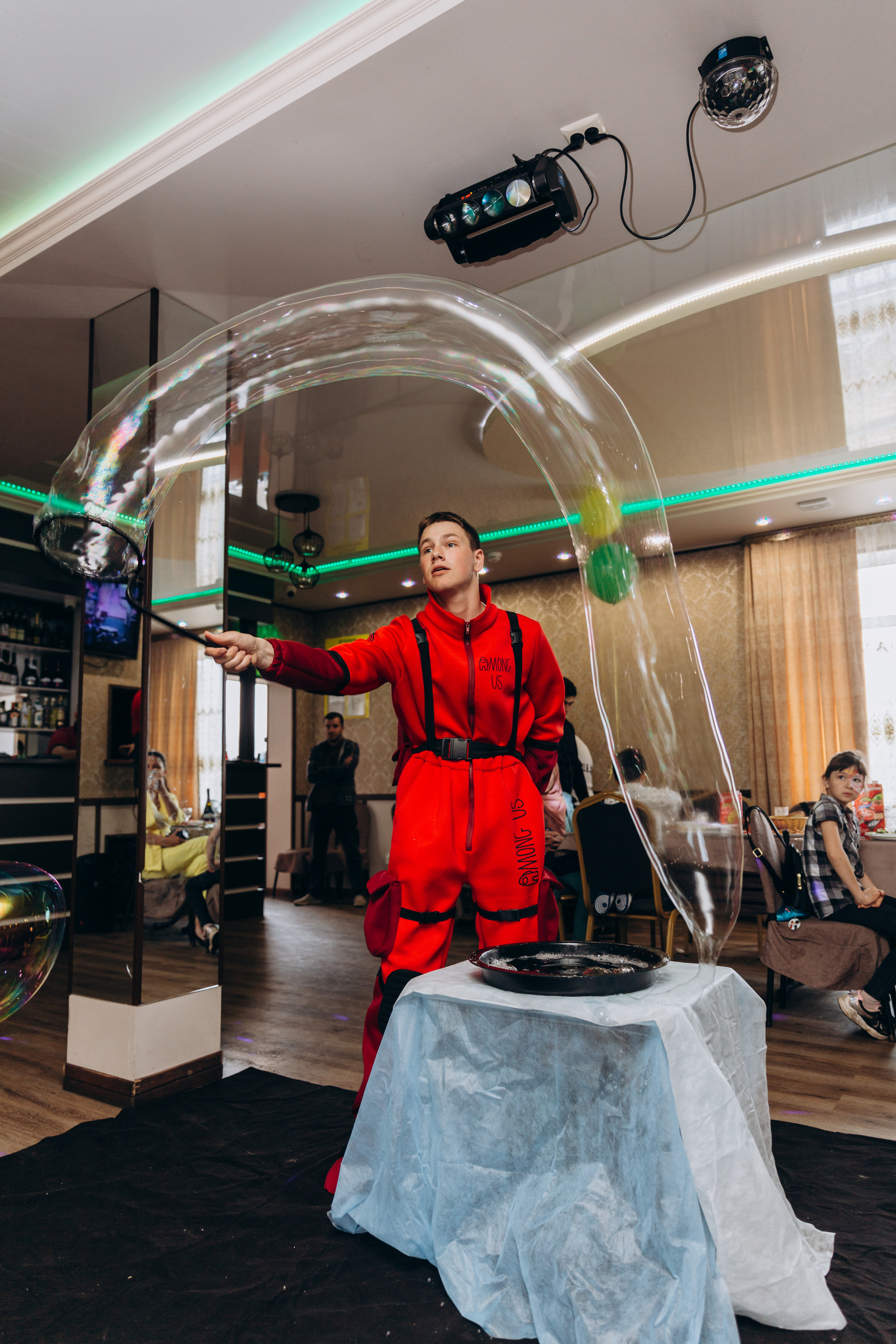 Шоу программы на детский праздник в Петропавловске-Камчатском. НиМиРоК — Праздничное агентство в Петропавловске-Камчатском