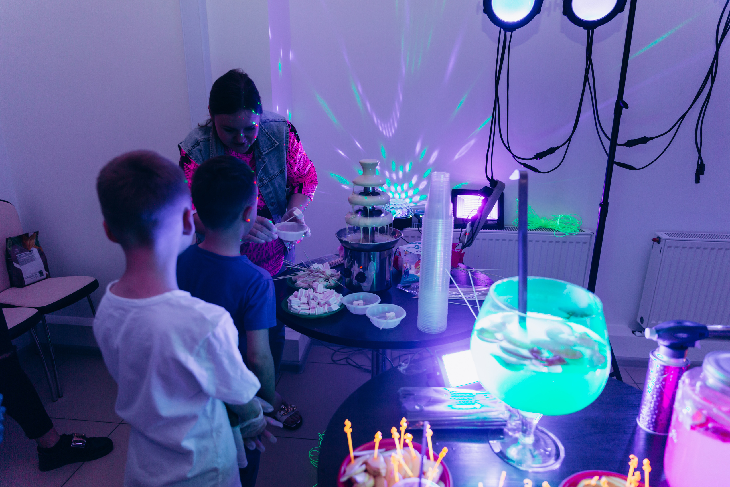 Шоу программы на детский праздник в Петропавловске-Камчатском. НиМиРоК — Праздничное агентство в Петропавловске-Камчатском