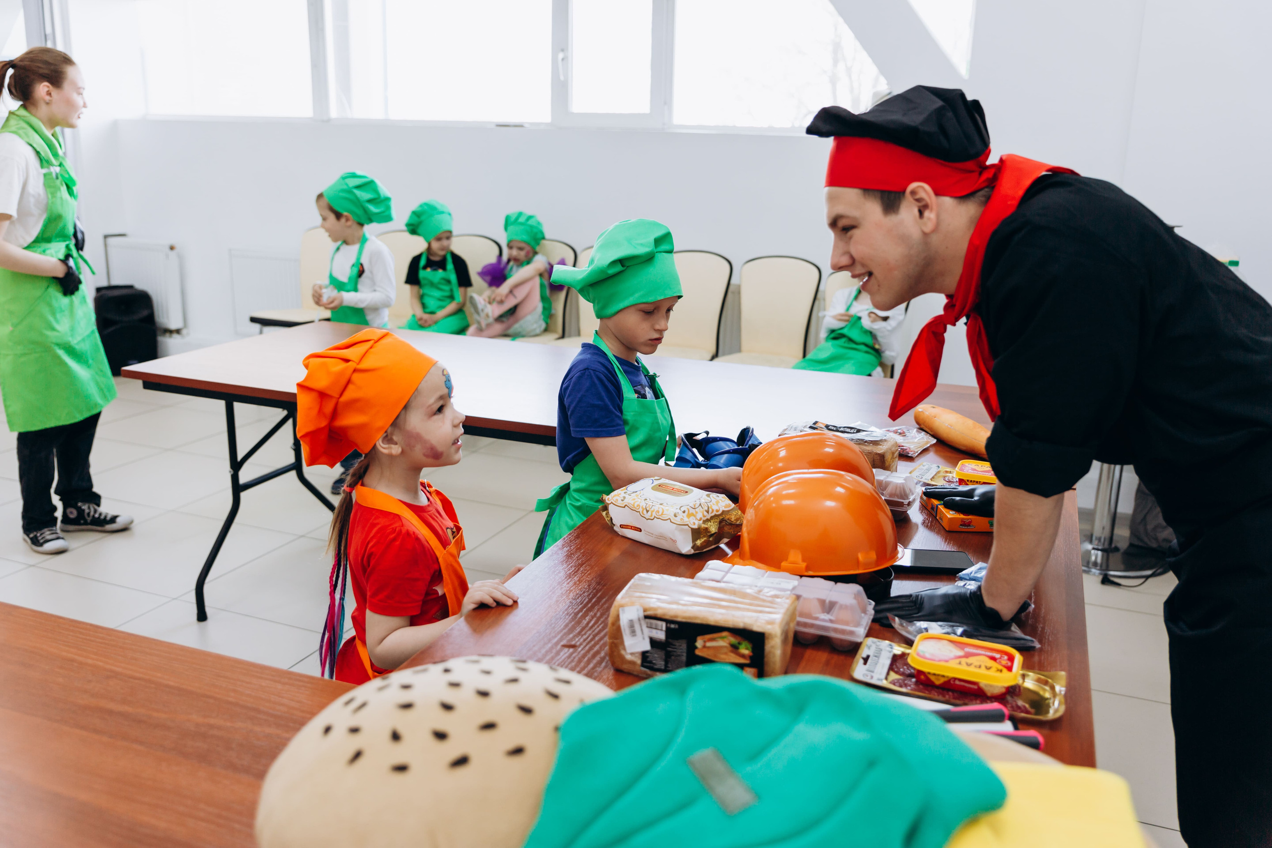 Шоу программы на детский праздник в Петропавловске-Камчатском. НиМиРоК — Праздничное агентство в Петропавловске-Камчатском