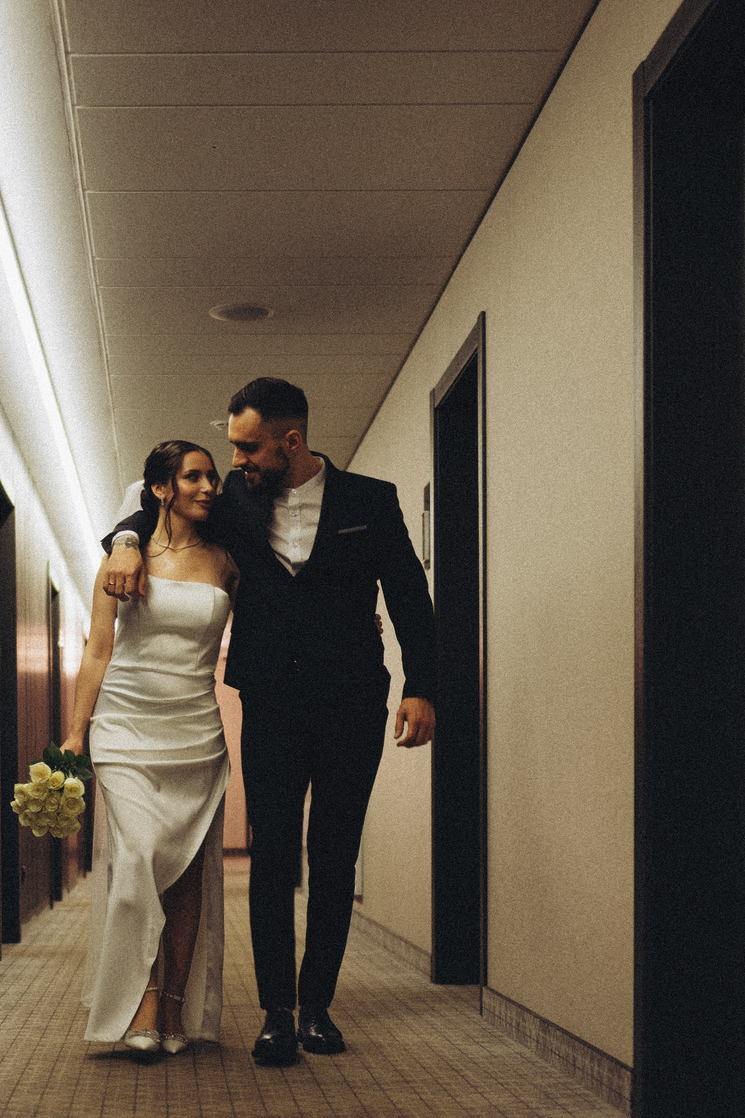 СВАДЕБНАЯ СЬЕМКА СБОРОВ ЖЕНИХА И НЕВЕСТЫ В ОТЕЛЕ И ТАКЖЕ ФОТОСЕССИИЯ В ОТЕЛЕЕ МЕГАПОЛИС БРЯНСК. Профессиональный фотограф, Санкт-Петербург — Виктория Богомолова