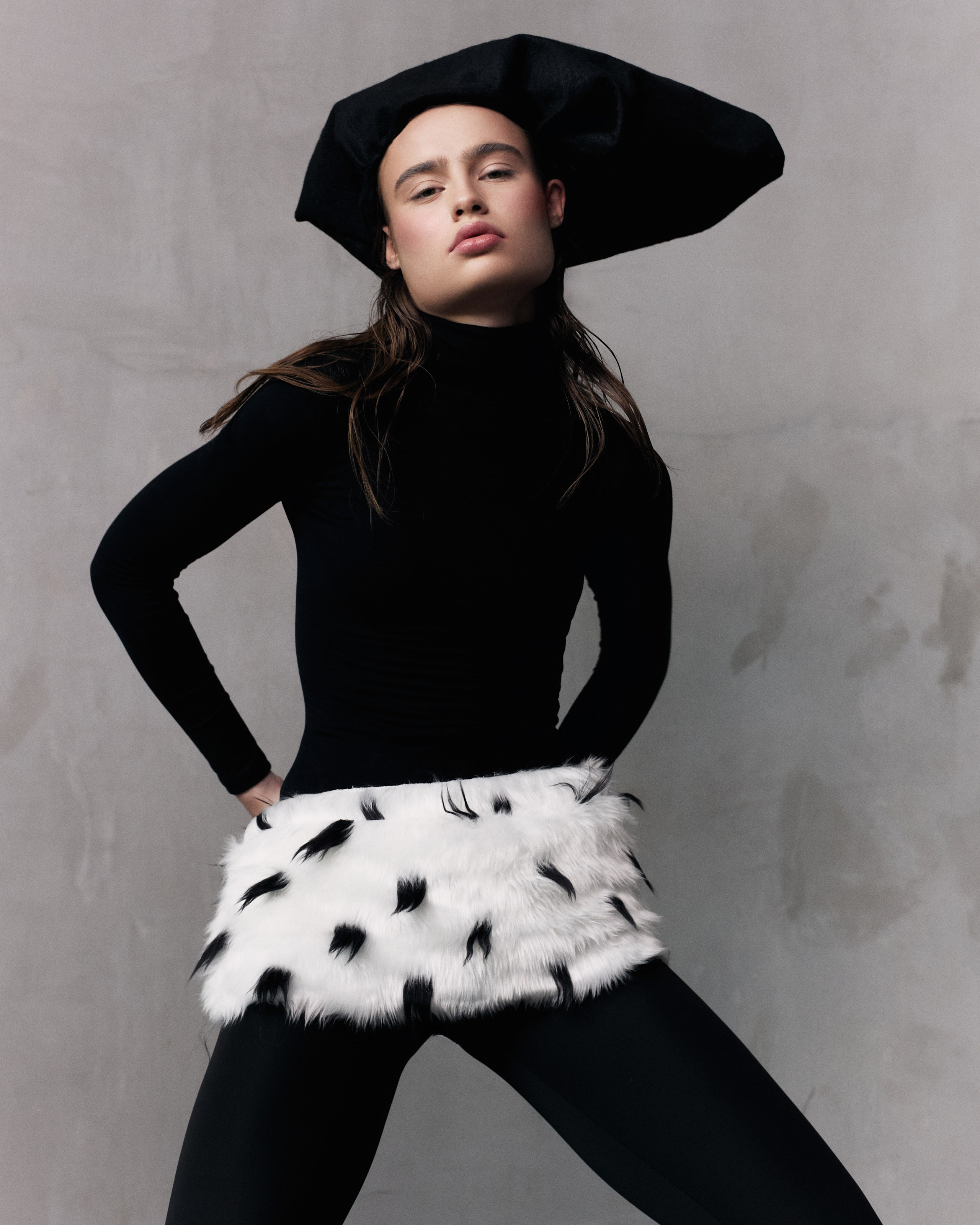 Violetta / art. Влада Зюзина — adalwzet posmotri — коммерческий фотограф в Москве — портретный фотограф, фотограф для брендов