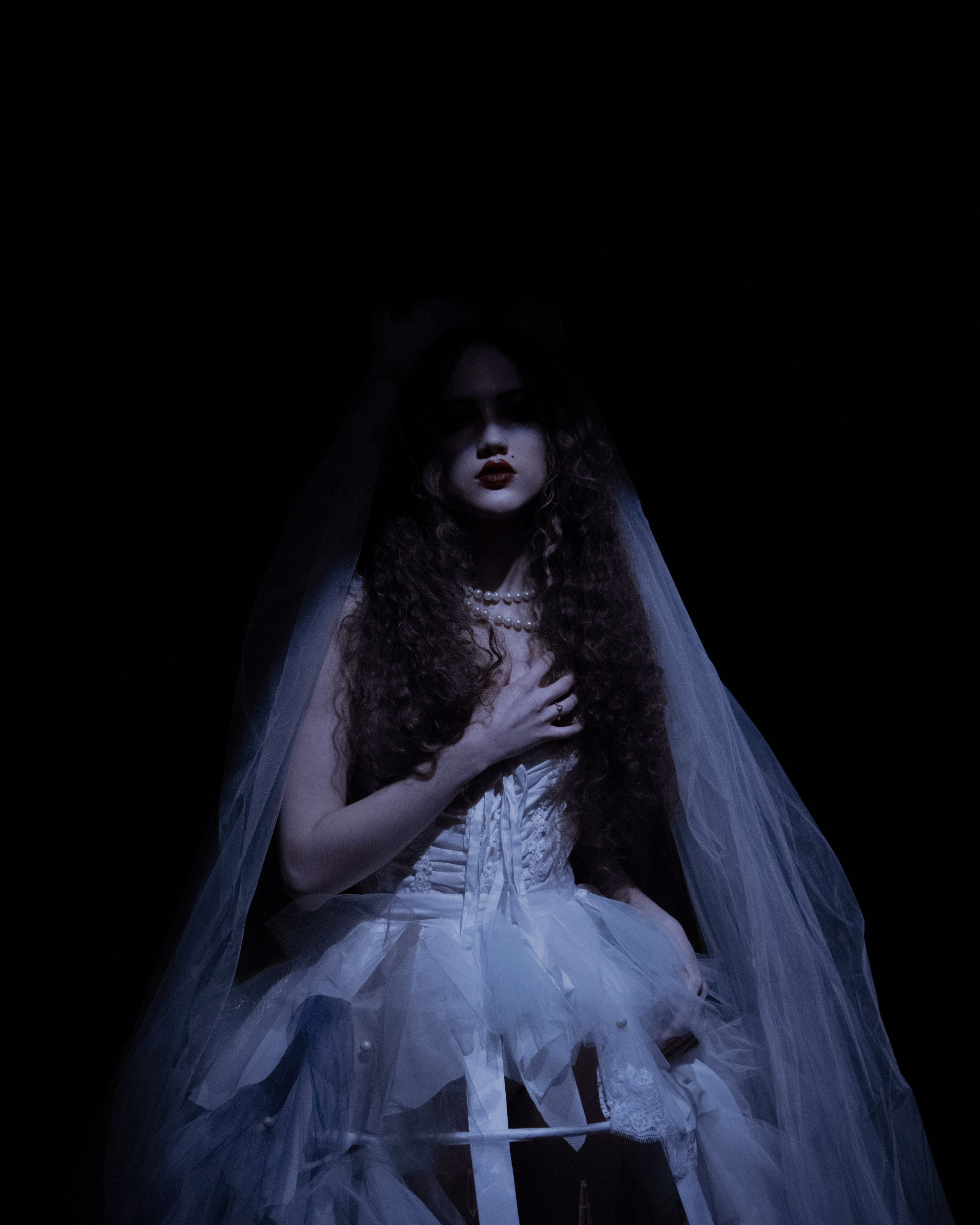 Труп невесты. Фотограф Anita Mivchas